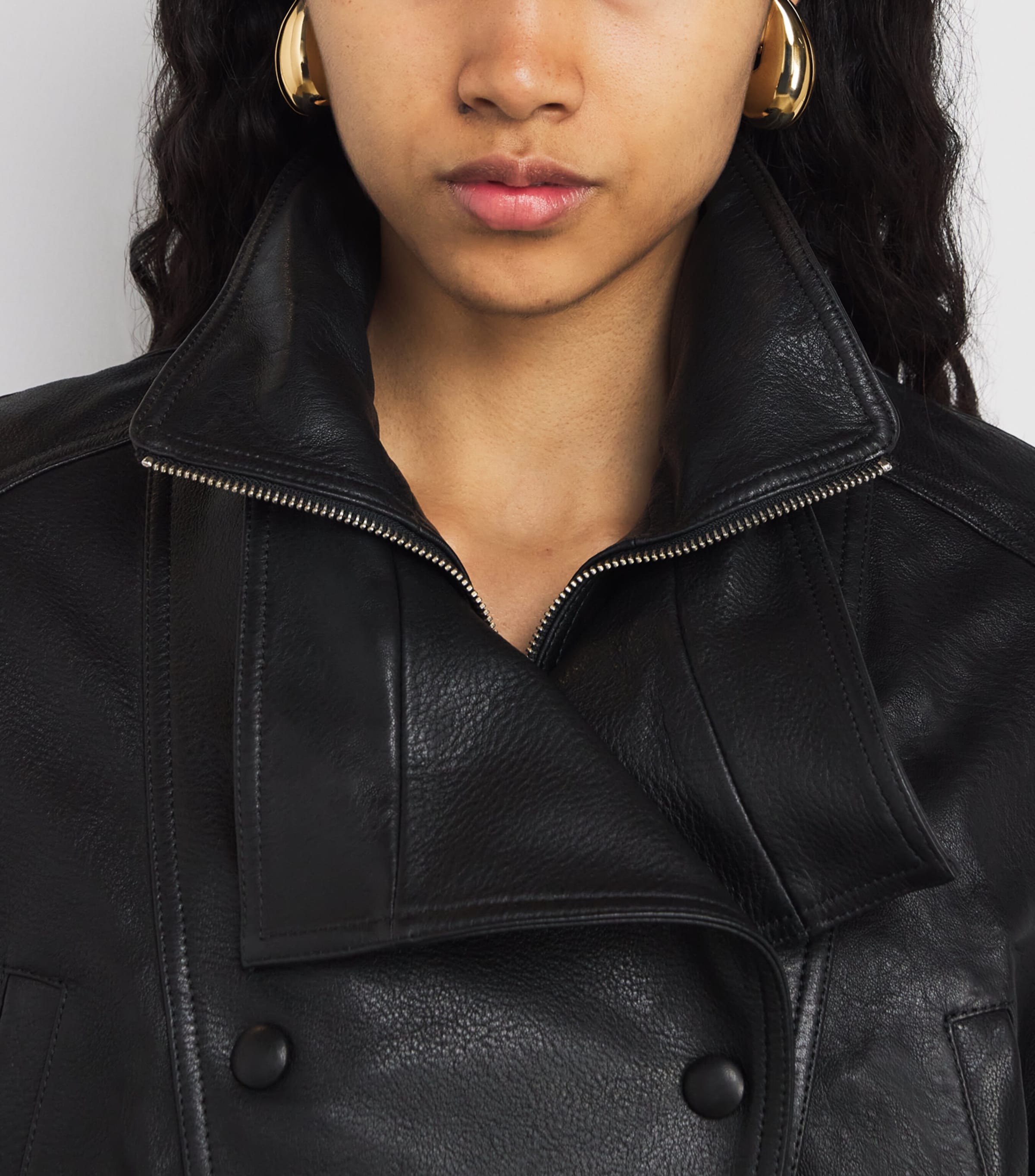 Wave Earrings LIGHT BRASS Image 2