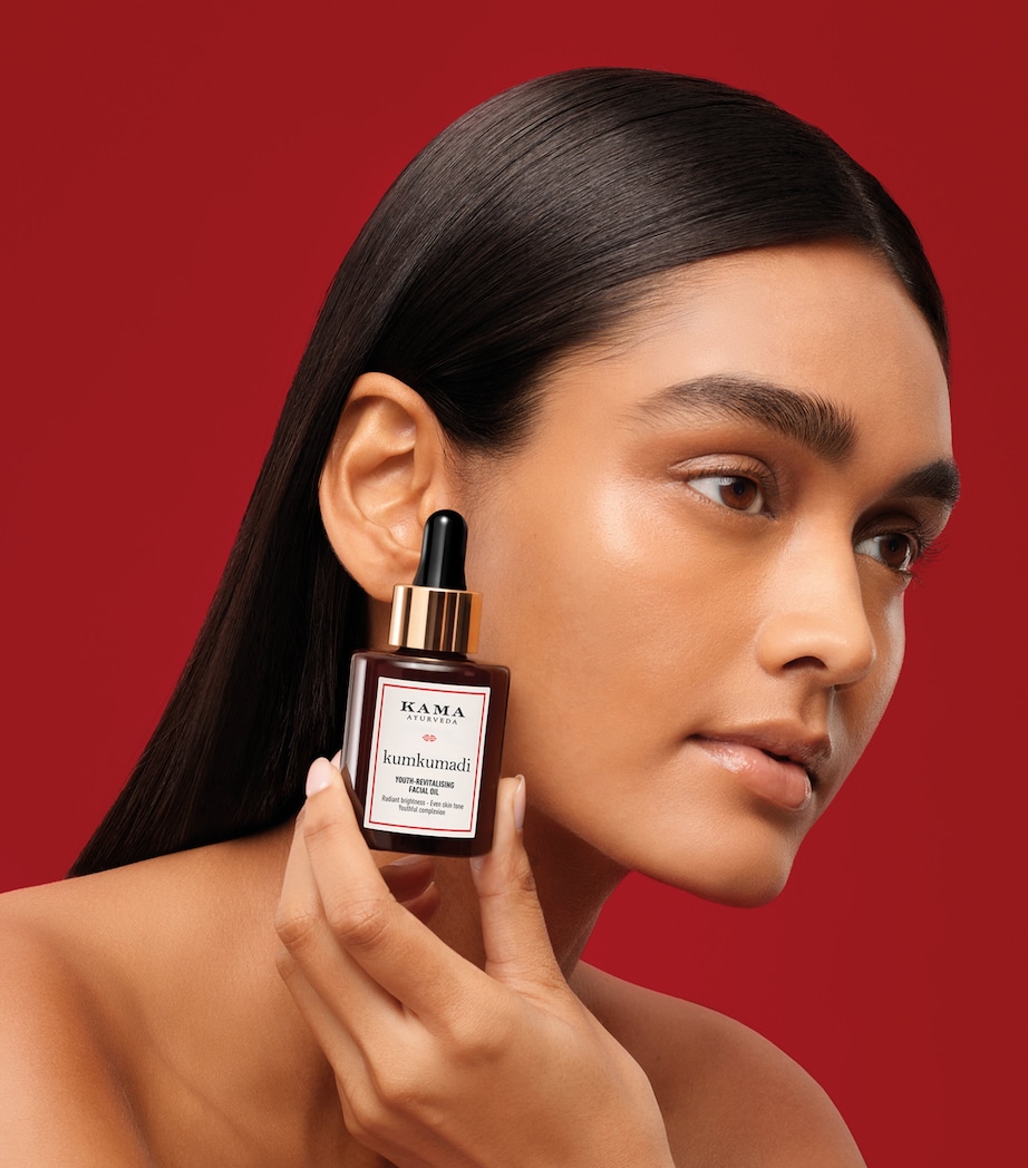 KAMA AYURVEDA Kumkumadi Facial Oil (30ml) Image 3