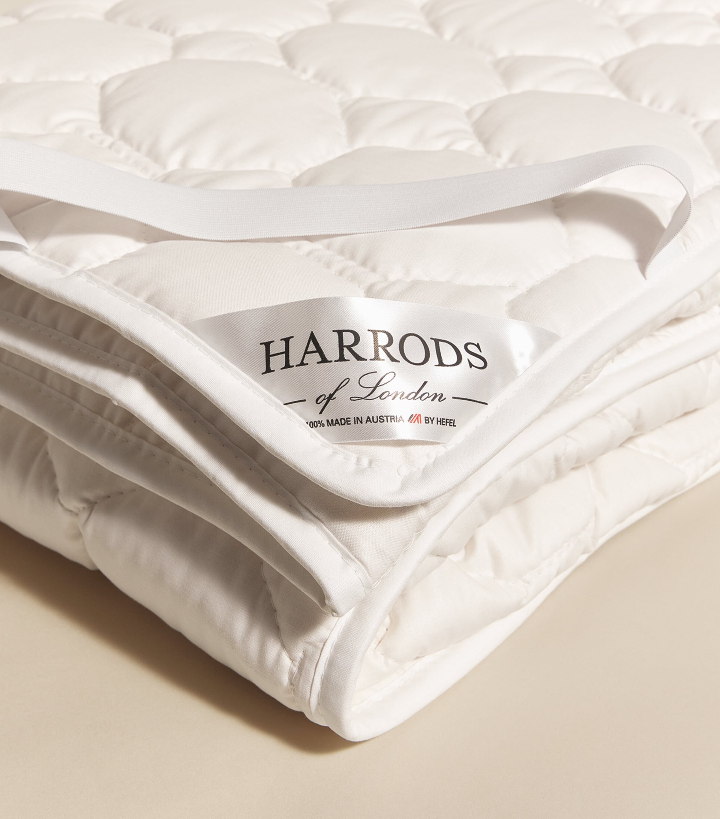 Harrods of London Cotton Emperor Mattress Protector (215cm x 215cm) White Image 5