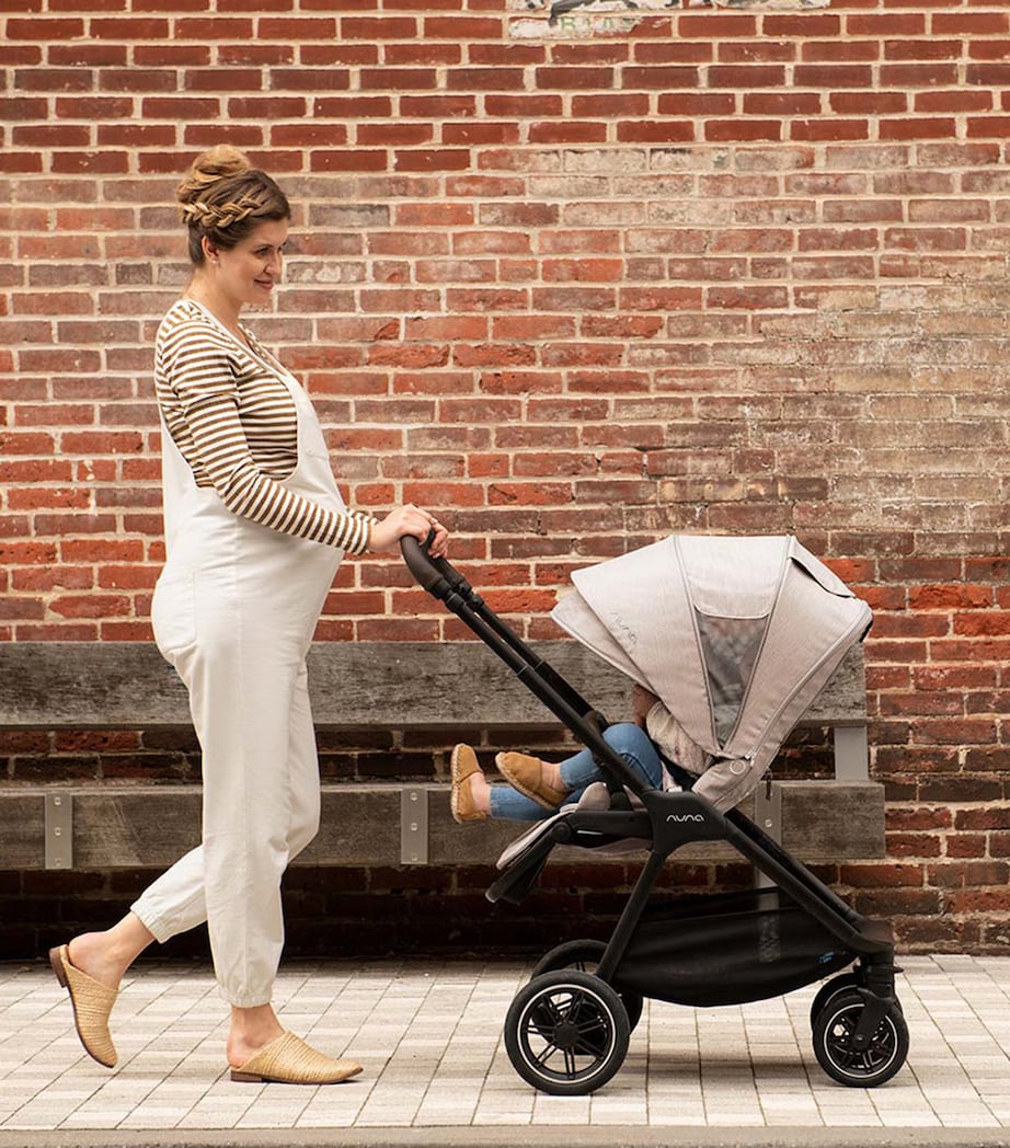TRIV Next Pushchair CEDAR Image 6