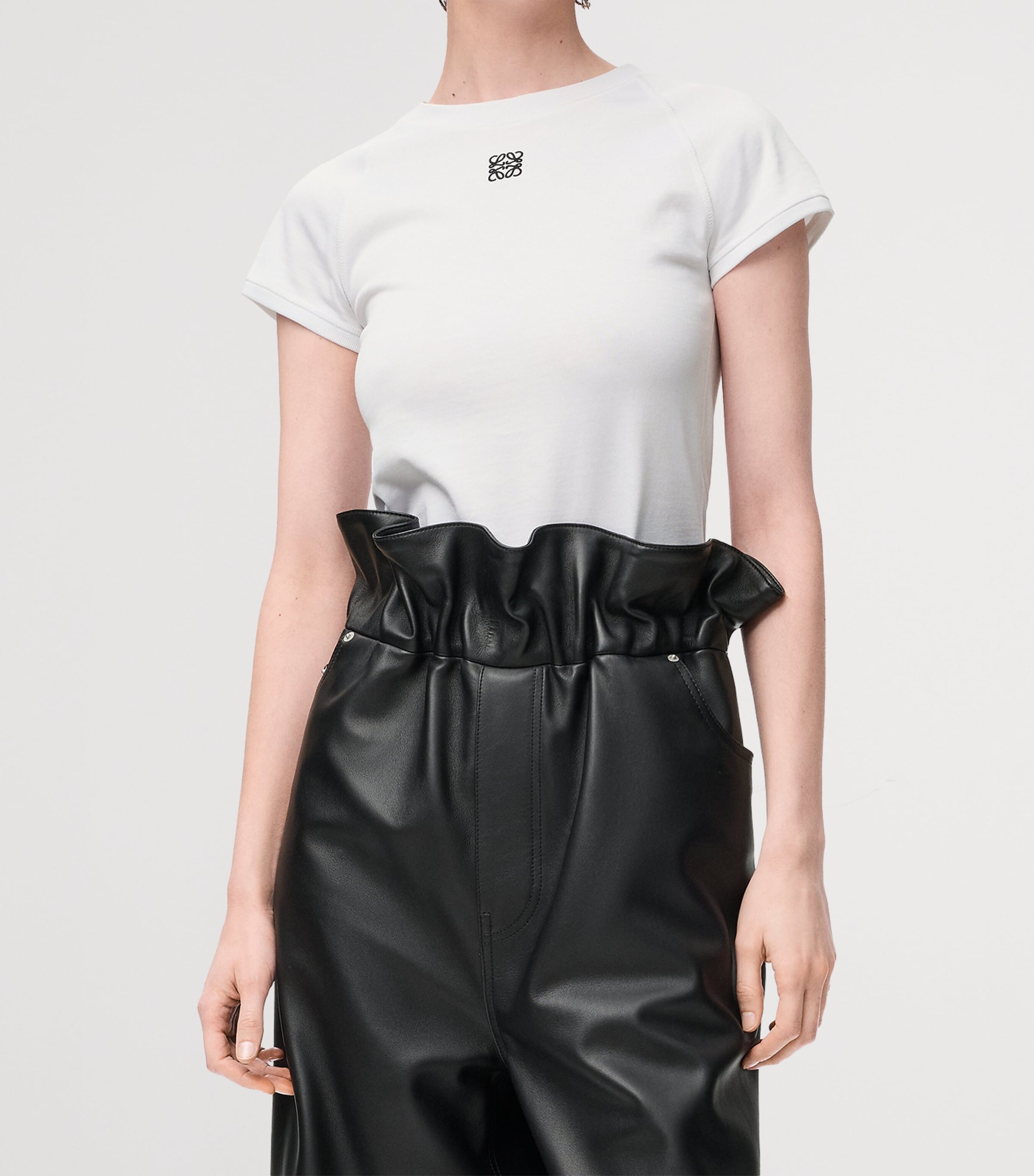 LOEWE Womens Anagram Logo T-Shirt White Image 3