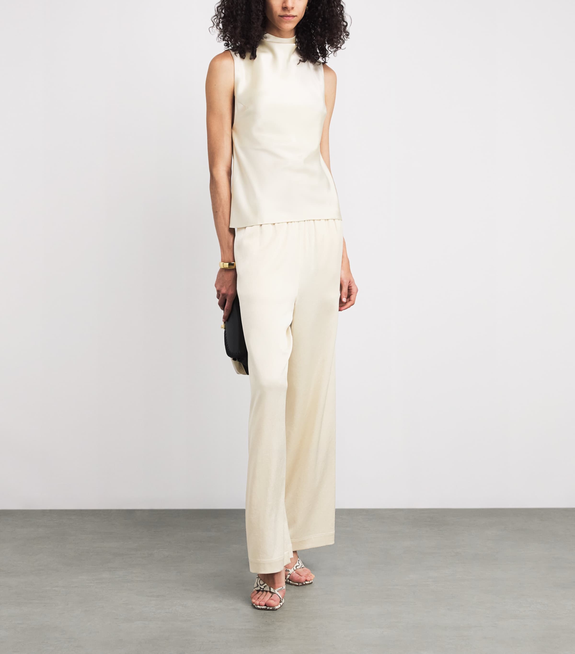 Satin Colson Top ECRU Image 2