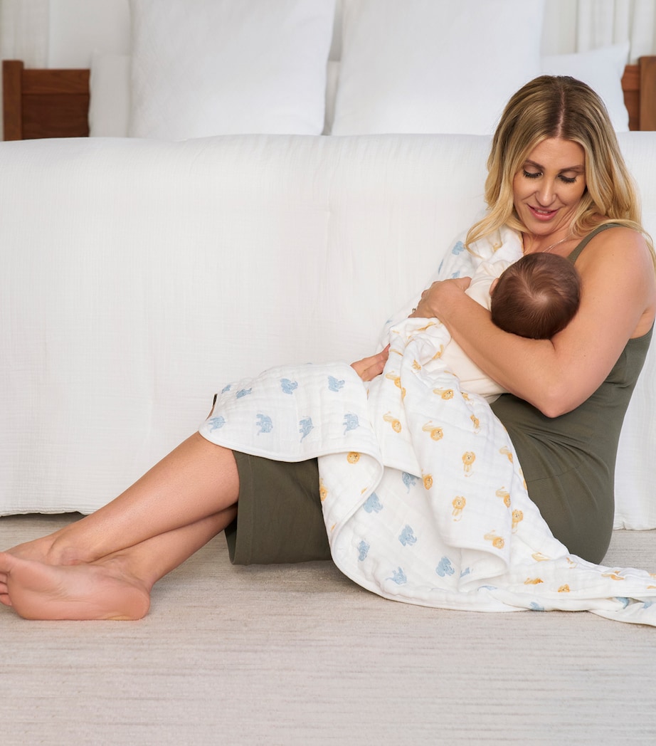 aden + anais Animal Kingdom Blanket (120cm x 120cm) Animal Kingdom Image 3