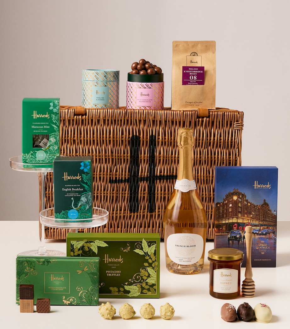 The Halal Celebration Hamper NO COLOUR Image 1