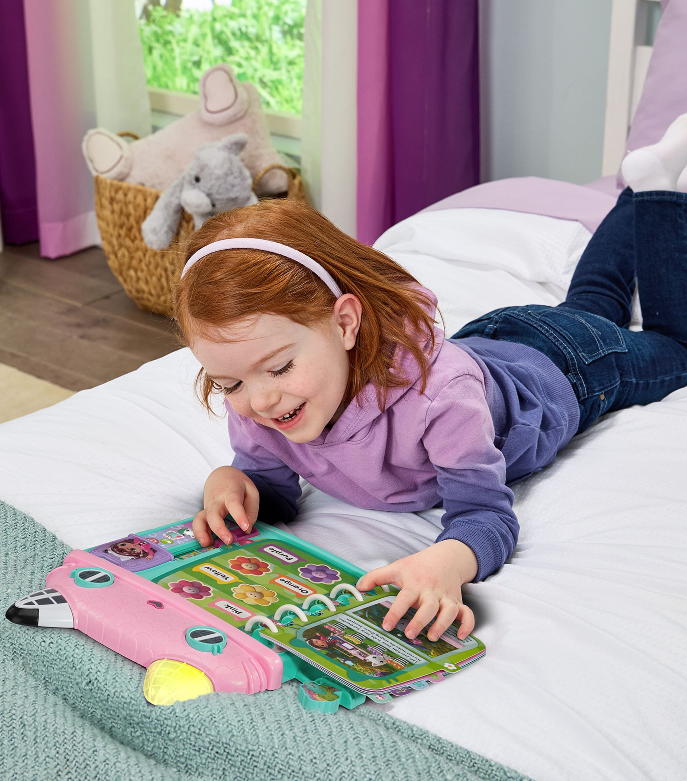 Gabby's Dollhouse: Cat-a-Vator Discovery Book MULTI Image 4