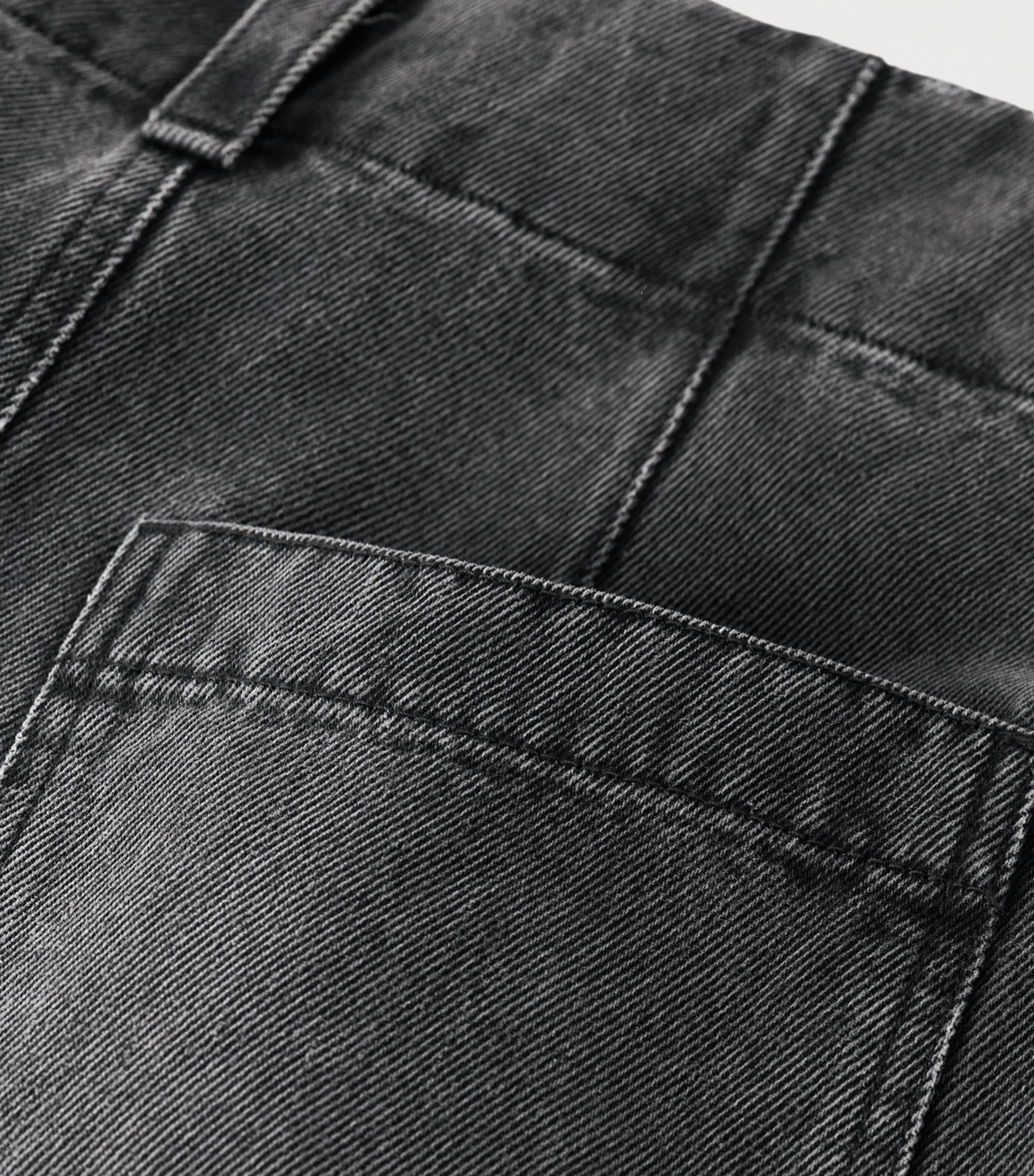 Pleated Jeans BLACK Image 5