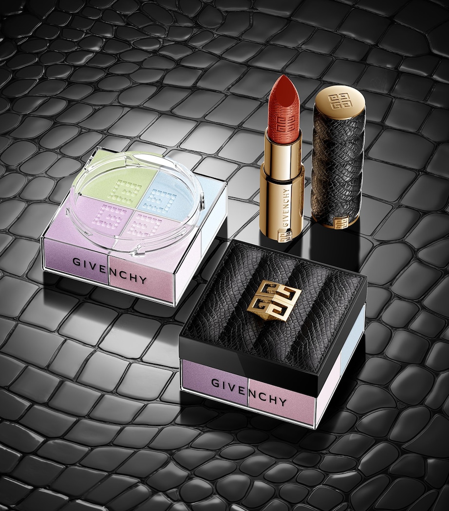 Prisme Libre 4-Colour Loose Setting Powder - Lunar New Year Edition N01 Image 5