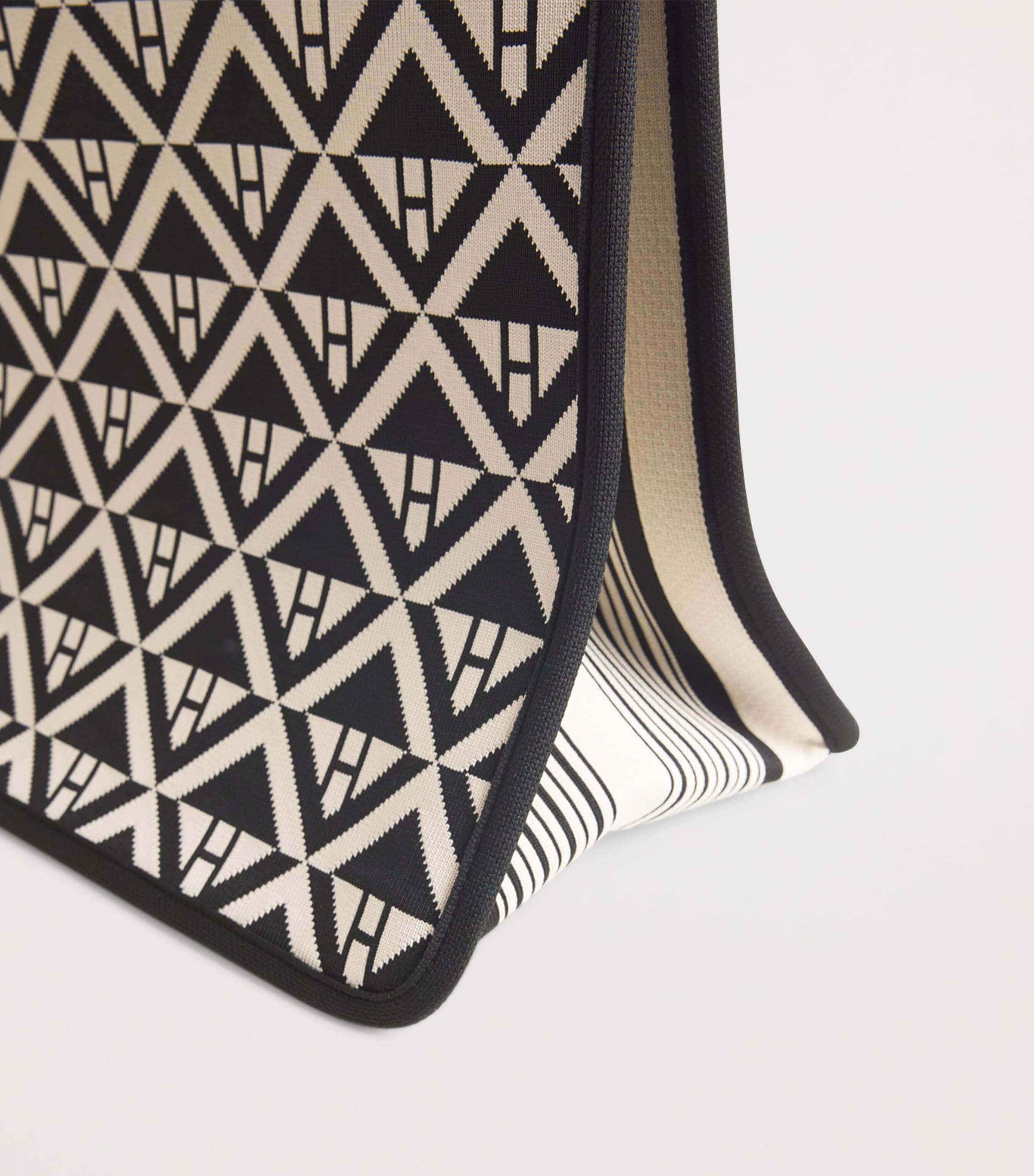 Harrods Medium Geometric Tote Bag Black Image 3