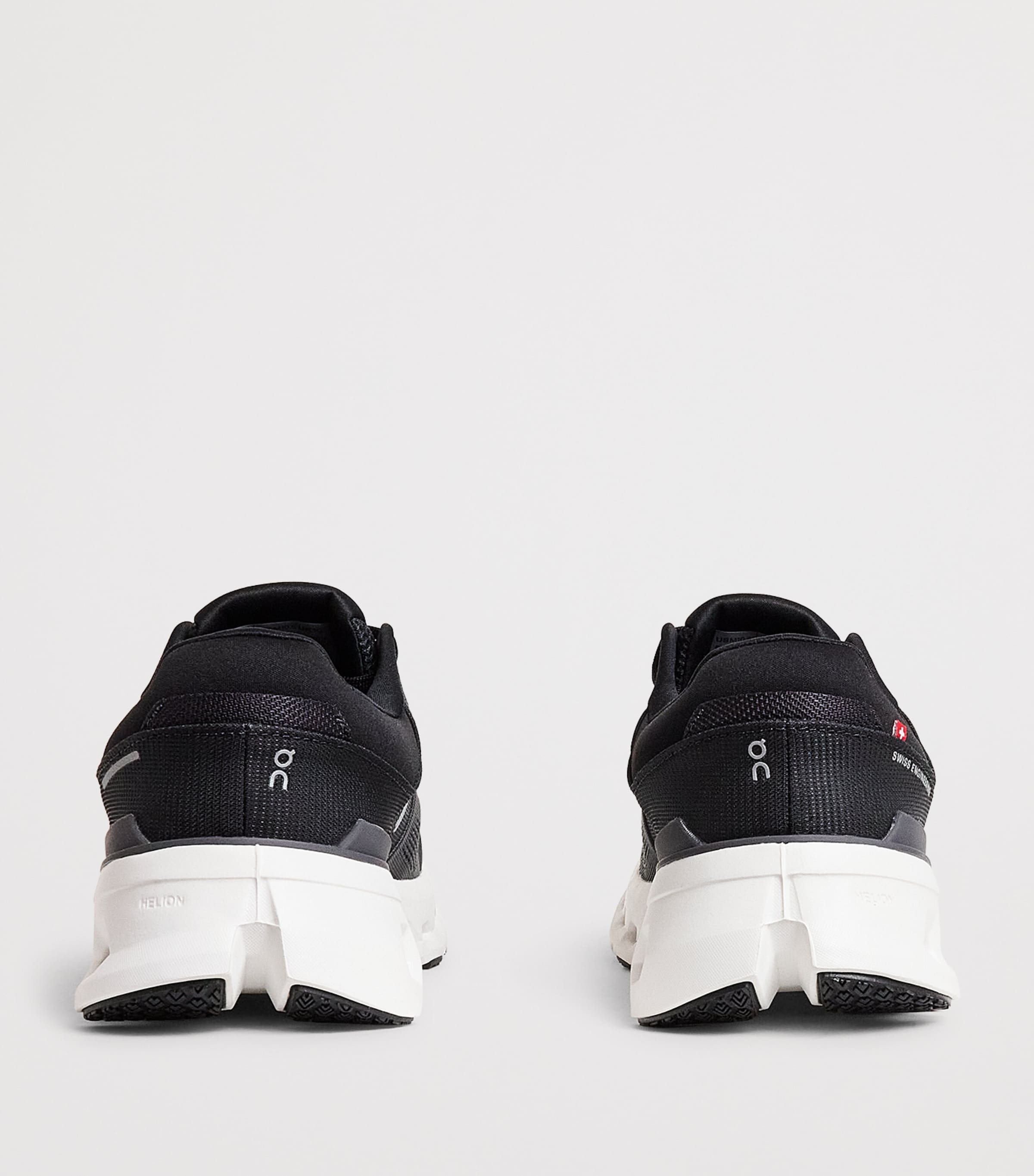 On Mens Cloudrunner 2 Trainers Eclipse | Black Image 5