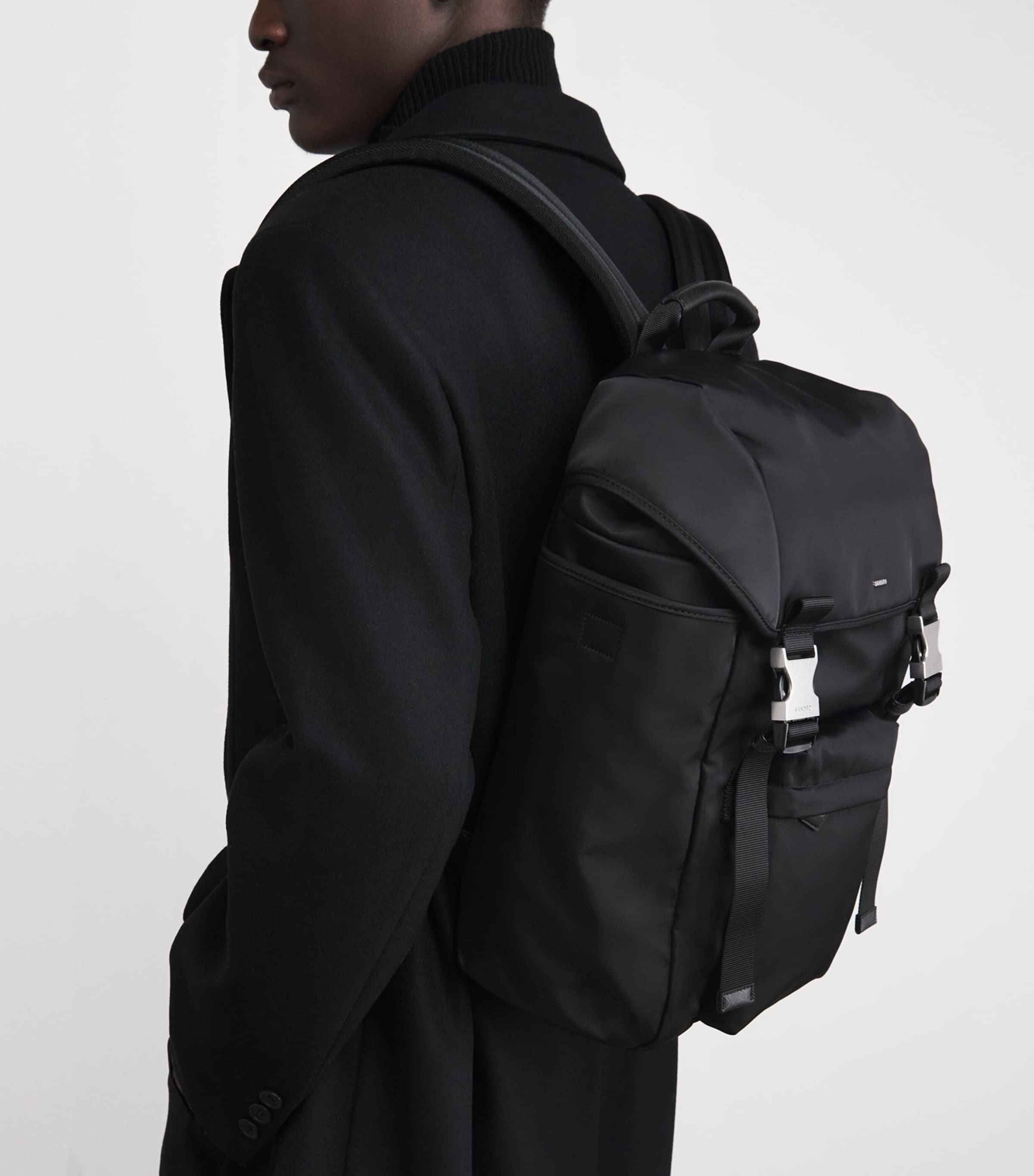 Logo Backpack BLACK Image 2
