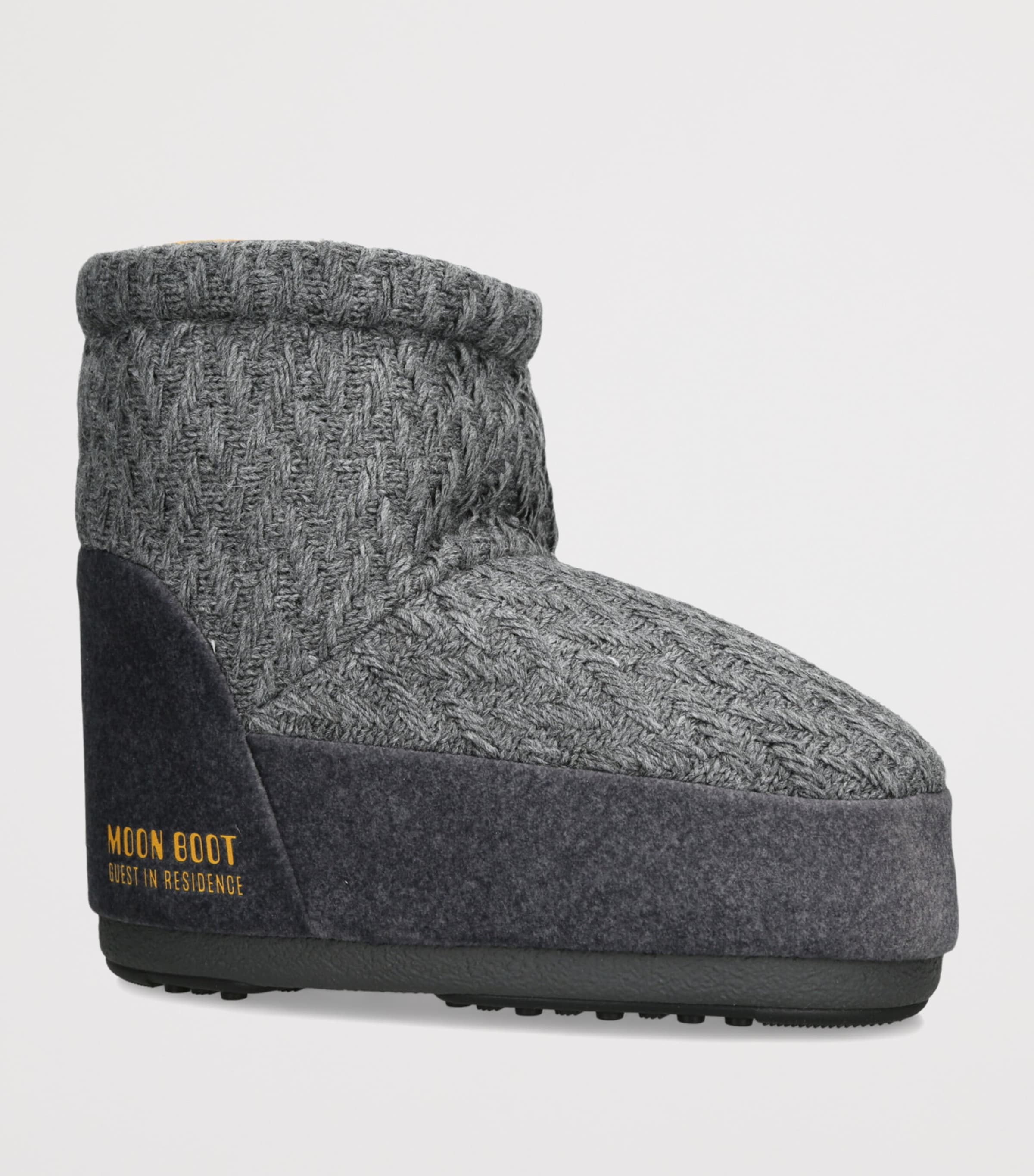 x Guest In Residence Knitted Icon Low Boots GREY/DARK Image 3