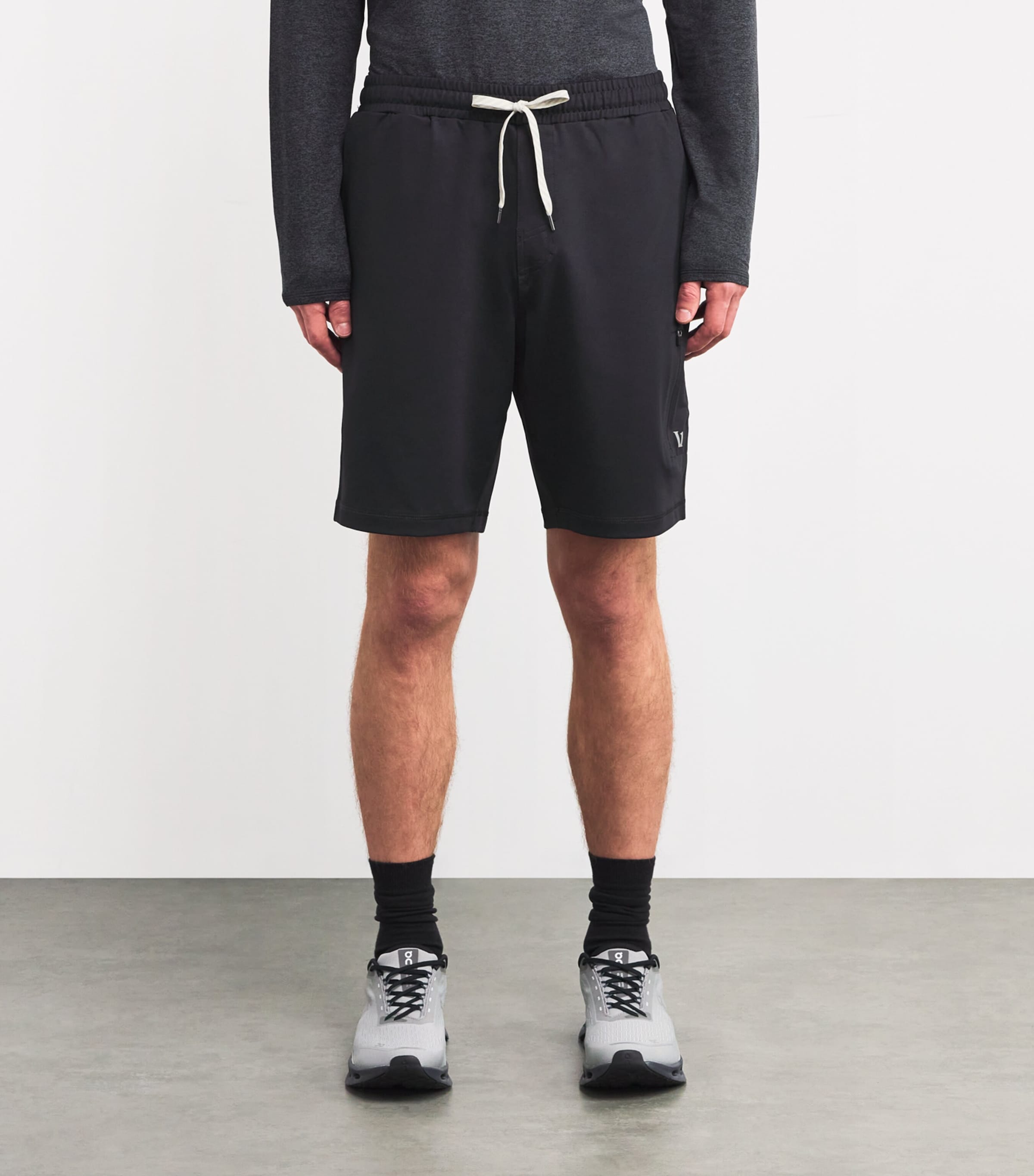 VUORI Mens Sunday Performance Shorts Black Image 3