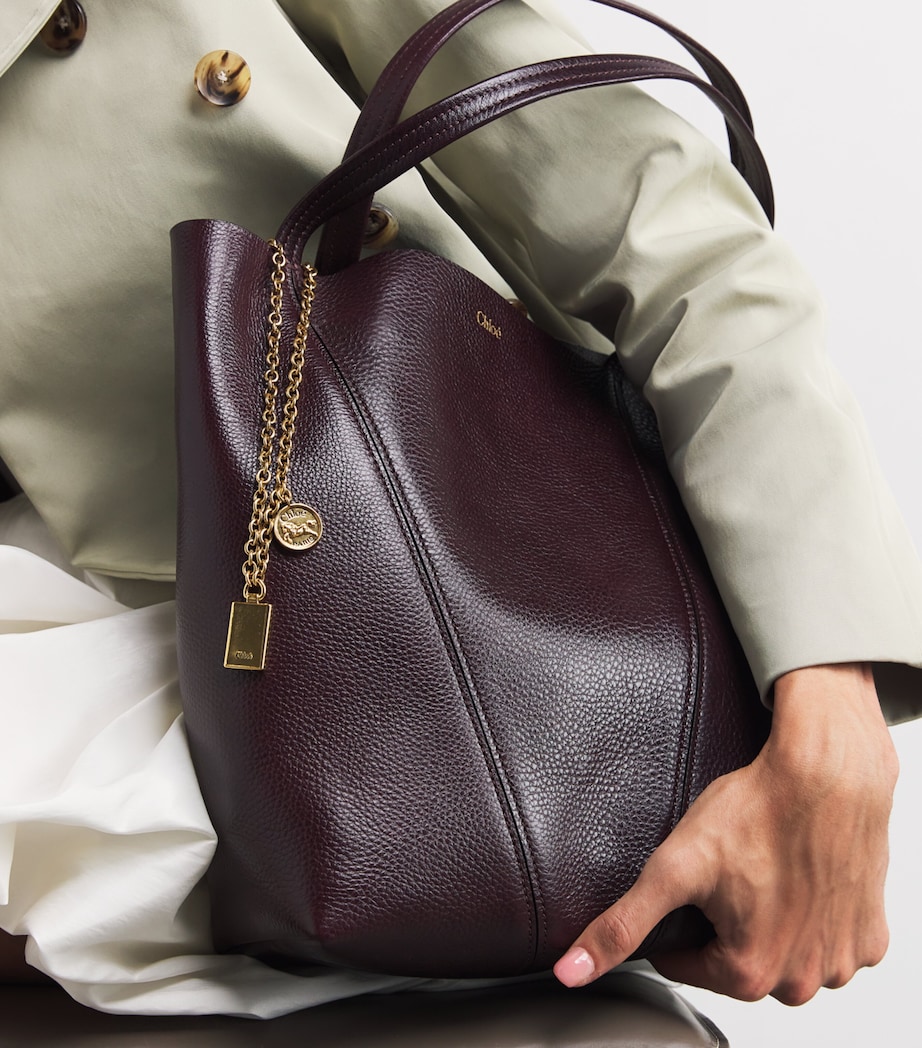 Medium Leather Spin Tote Bag PERFECT PLUM Image 5