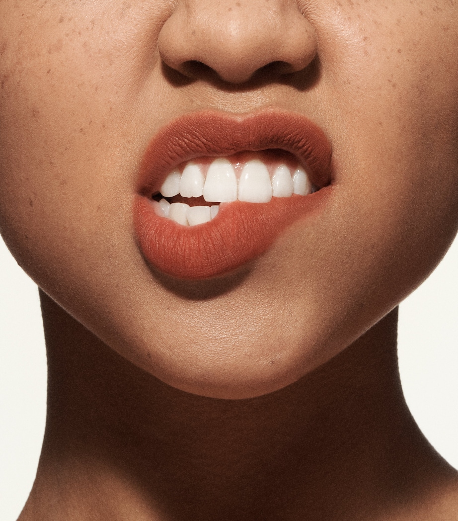 Poutder Lip Mousse MISS FIGGY Image 4