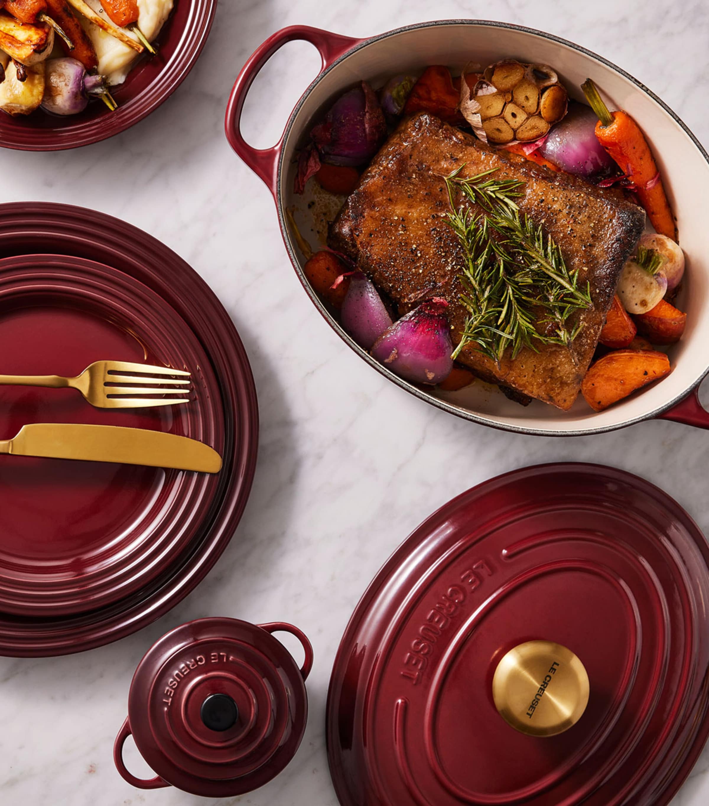 Le Creuset Cast Iron Oval Casserole Dish (29cm) Garnet Image 5