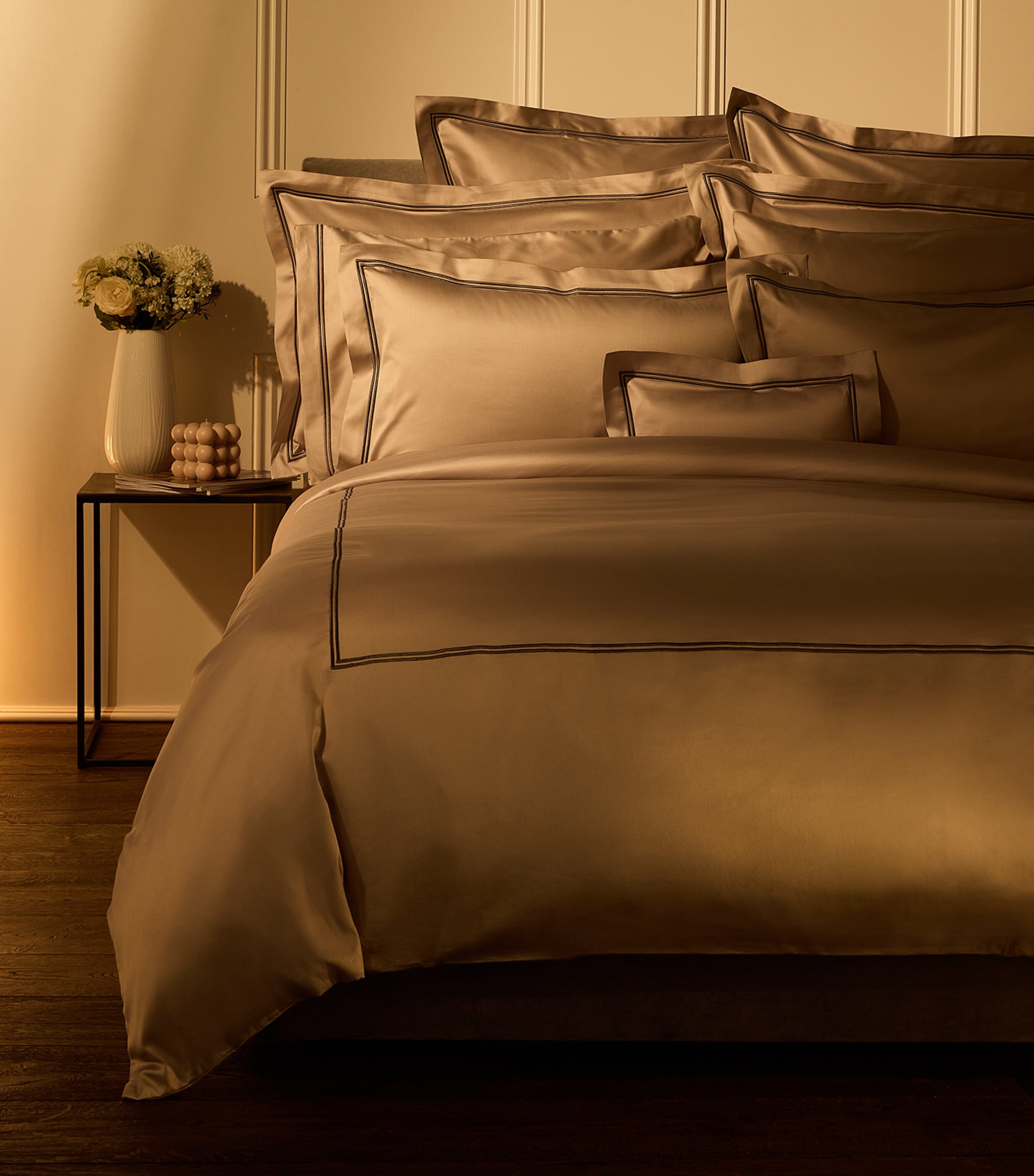 Pendle Emperor Flat Sheet (356cm x 292cm) GREY Image 6