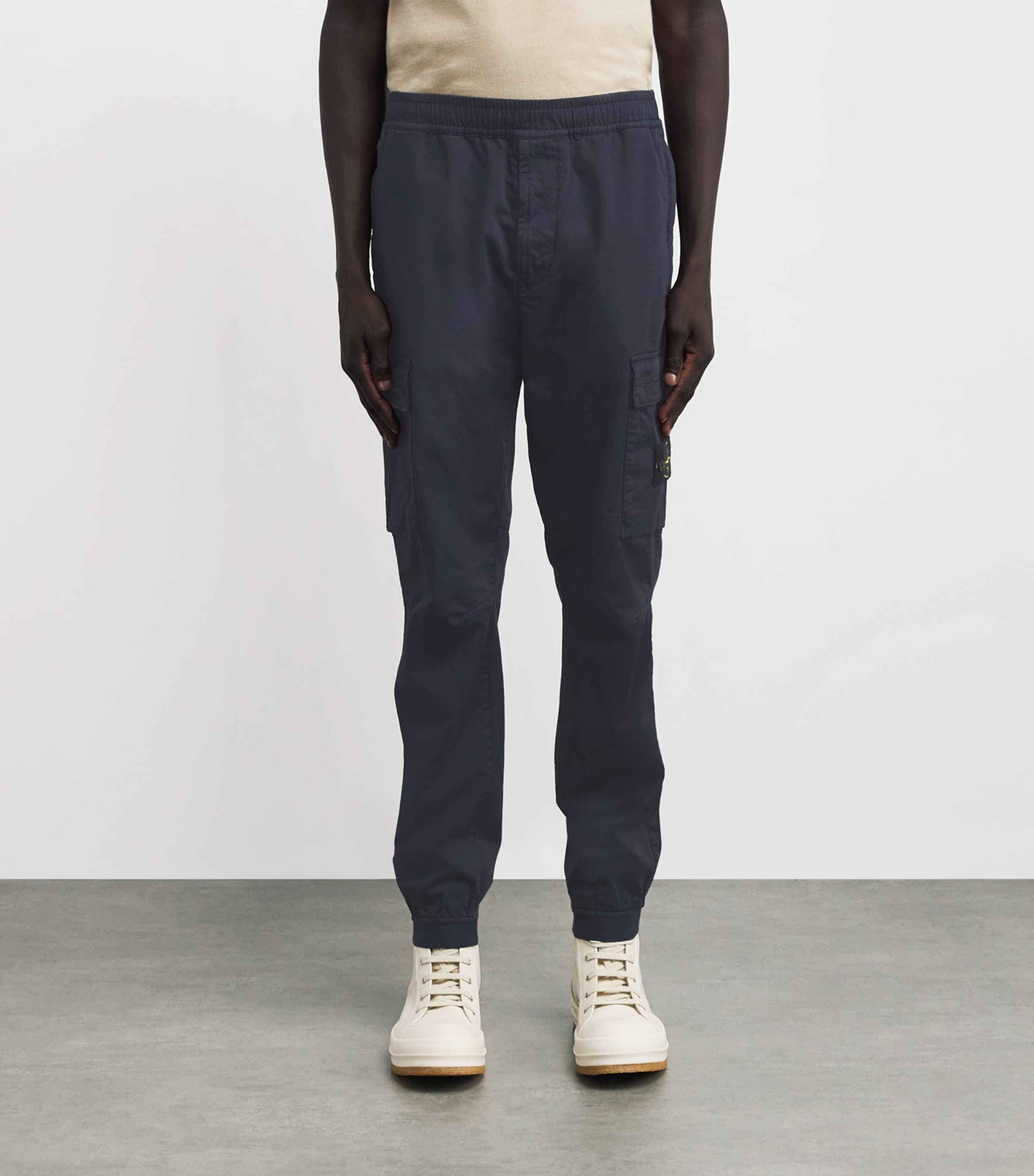 Cotton-Blend Cargo Trousers V0020 Image 3