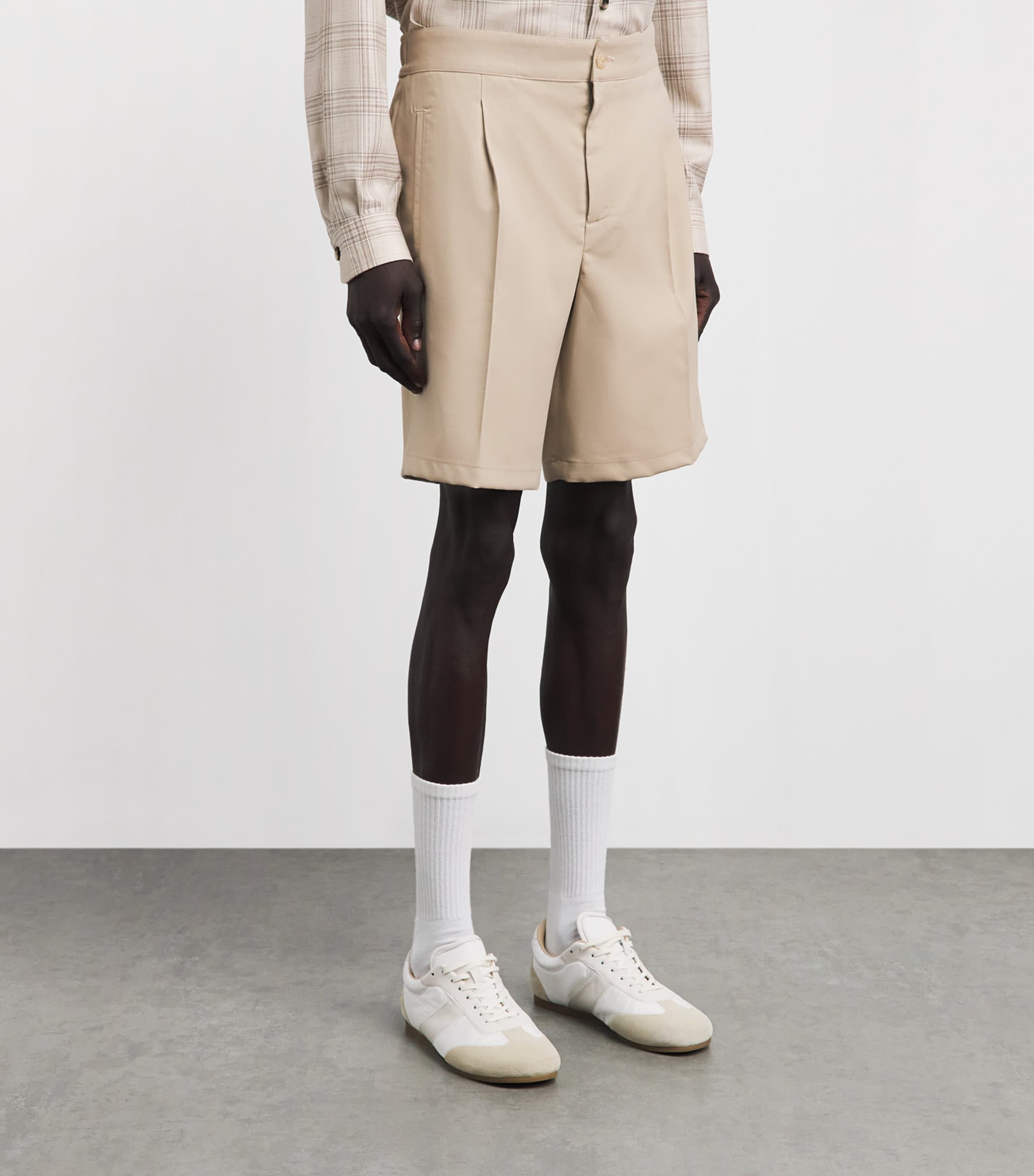 Isaia Mens Cotton-Silk Pleated Shorts Image 4