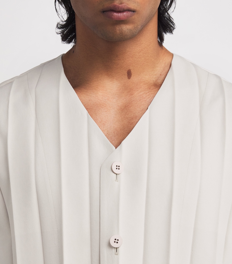 Homme Plissé Issey Miyake Mens Pleated Edge Ensemble Waistcoat Beige Image 6