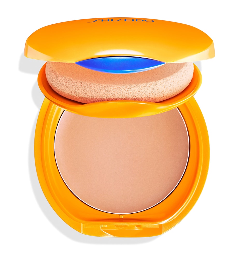 Tanning Compact Foundation SPF10 NA Image 1