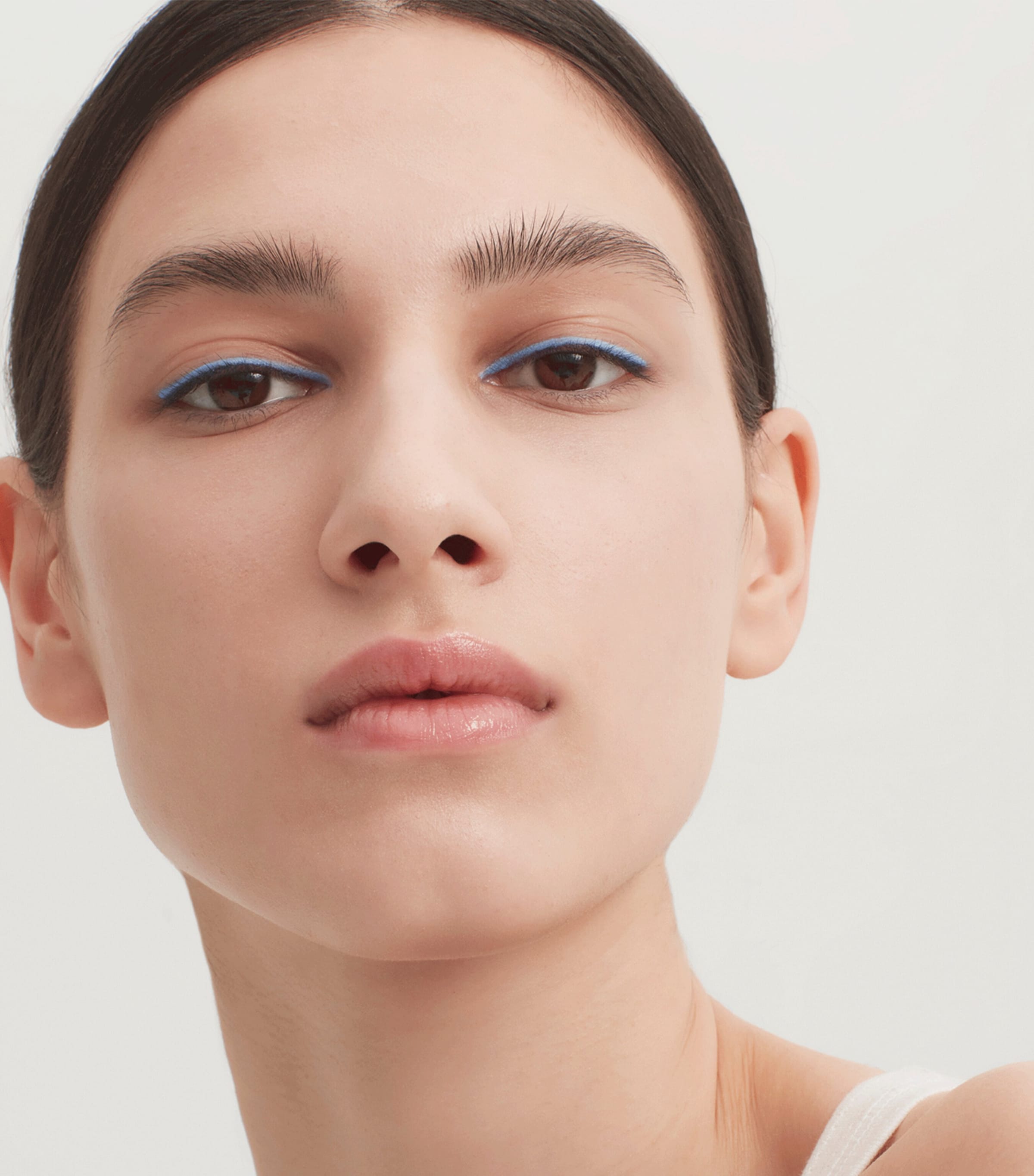 EyeWear Longwear Eyeshadow Stick CORNFLOWER Image 3