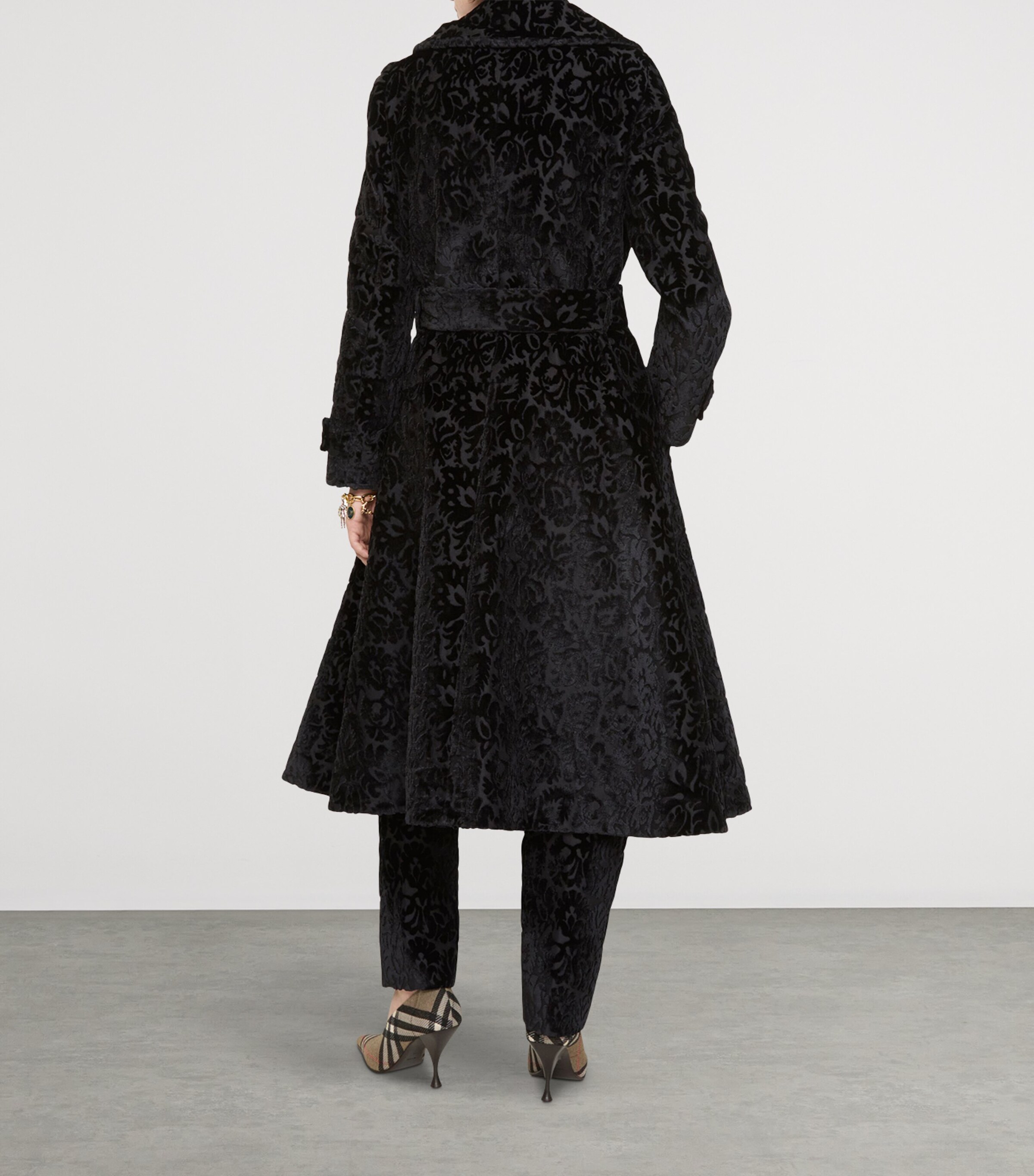 Burberry Womens Silk-Blend Velvet Tailored Coat Black Ip Pattern Image 5