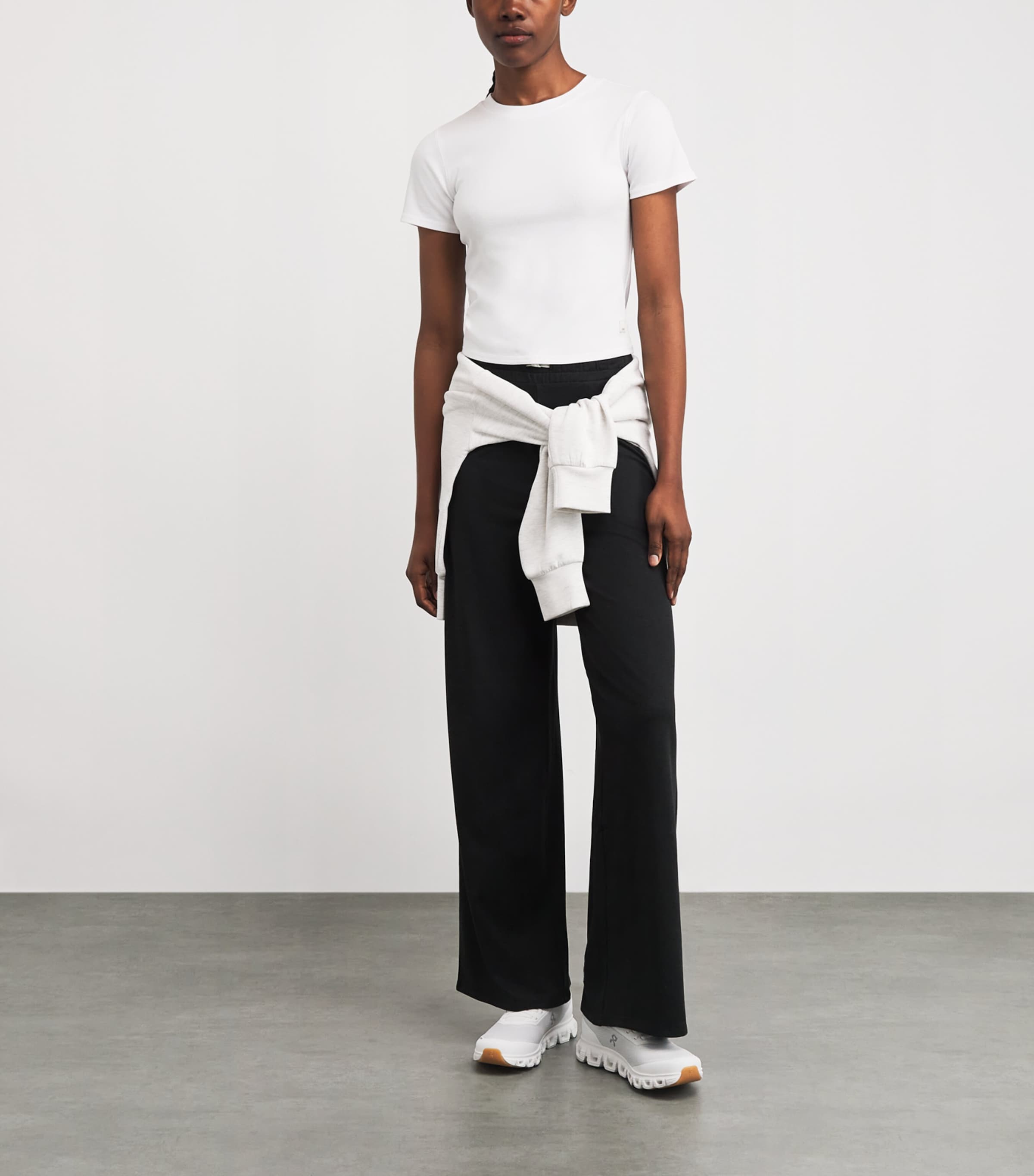 Fitted Pose T-Shirt WHT WHITE Image 2