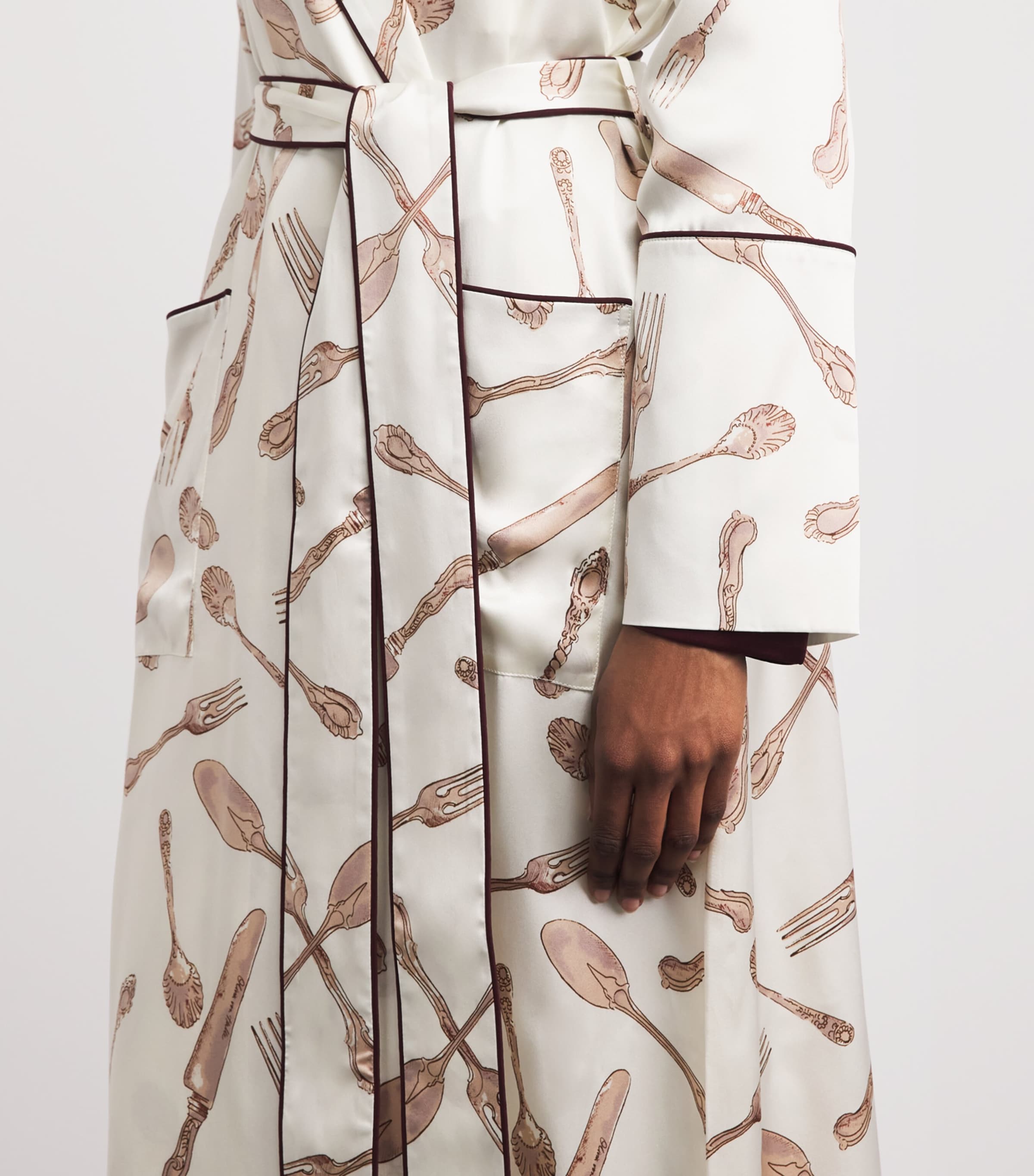 Olivia von Halle Womens Silk Cutlery Capability Robe Sevilla Image 3
