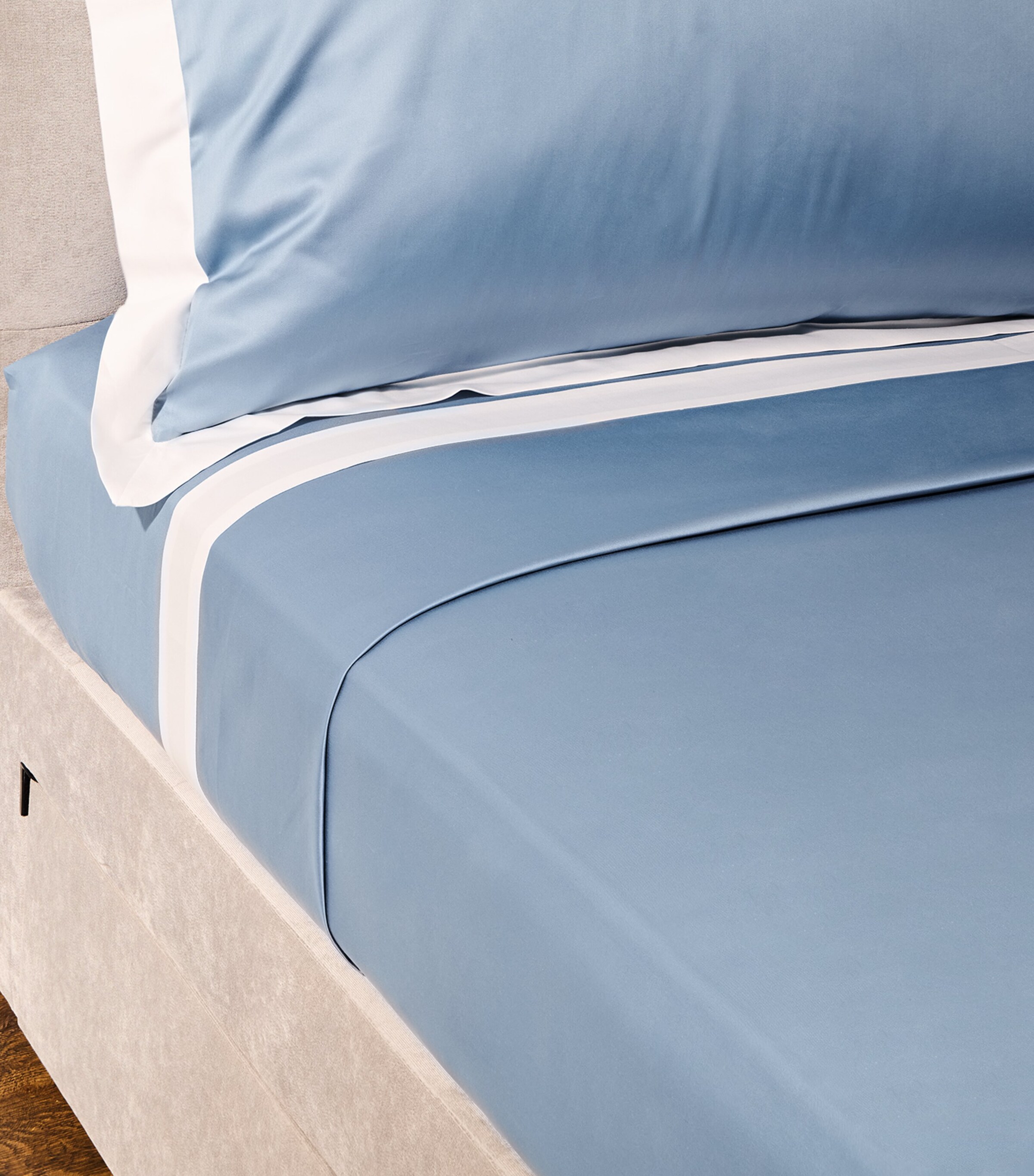 Celso De Lemos Emma King Duvet Cover (230cm x 220cm) Ciel Image 4