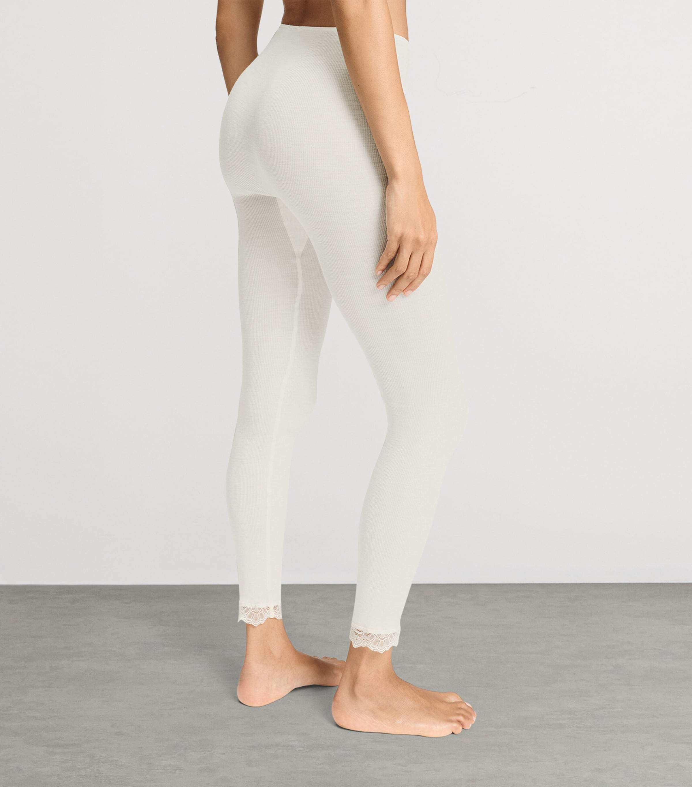 Hanro Womens Wool-Silk Lace-Hem Leggings Misty White Image 5