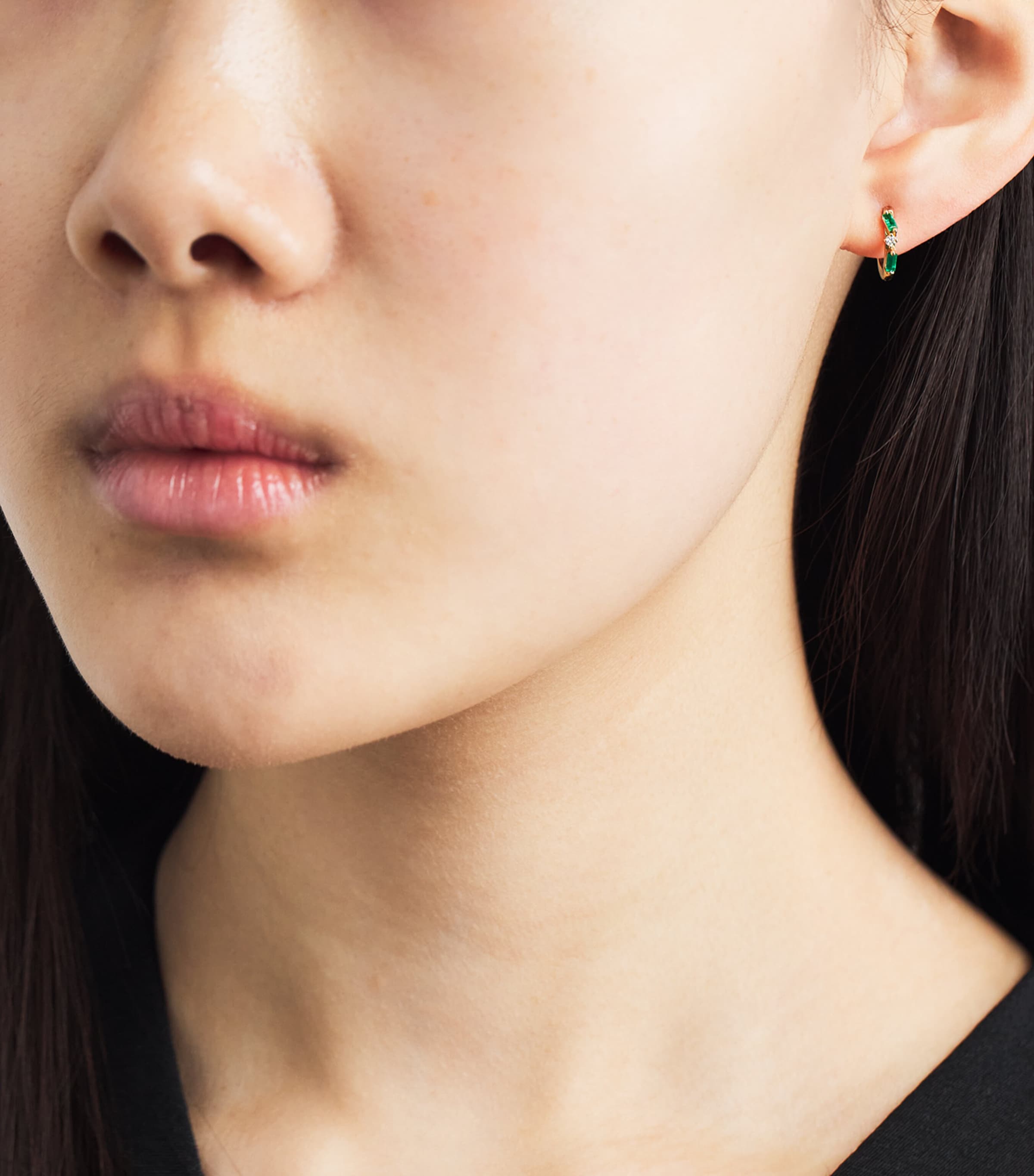 Suzanne Kalan Yellow Gold, Diamond and Emerald Thin Mix Huggie Earrings Yg/emer Image 2