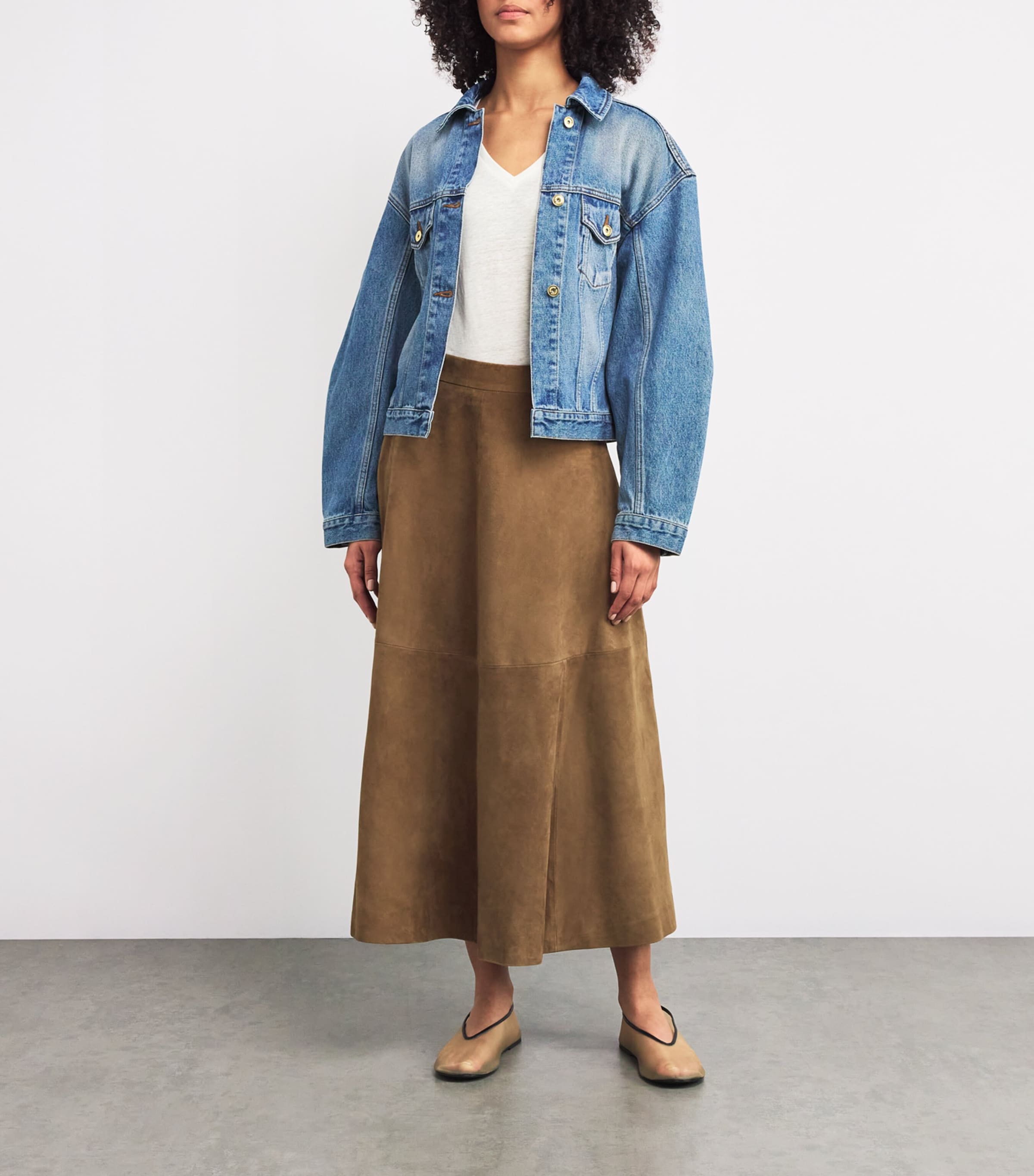 Weekend Max Mara Stretch-Linen V-Neck T-Shirt | Women Clothing | Tops | T-Shirts | Designers | Weekend Max Mara | 5217 Weekend Max Mara Stretch-Linen V-Neck T-Shirt | Women Clothing | Tops | T-Shirts | Designers | Weekend Max Mara | 5217