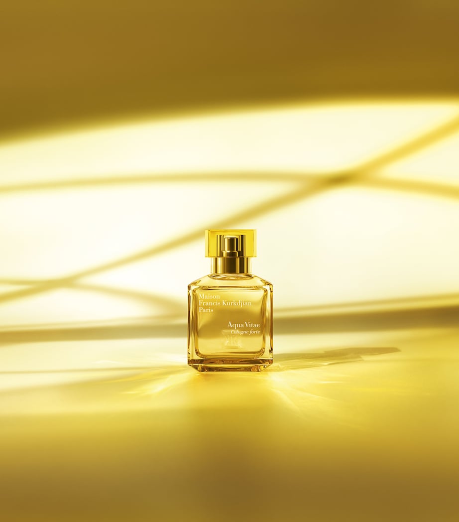 Maison Francis Kurkdjian Aqua Vitae Cologne forte Eau de Parfum (70ml) Image 4
