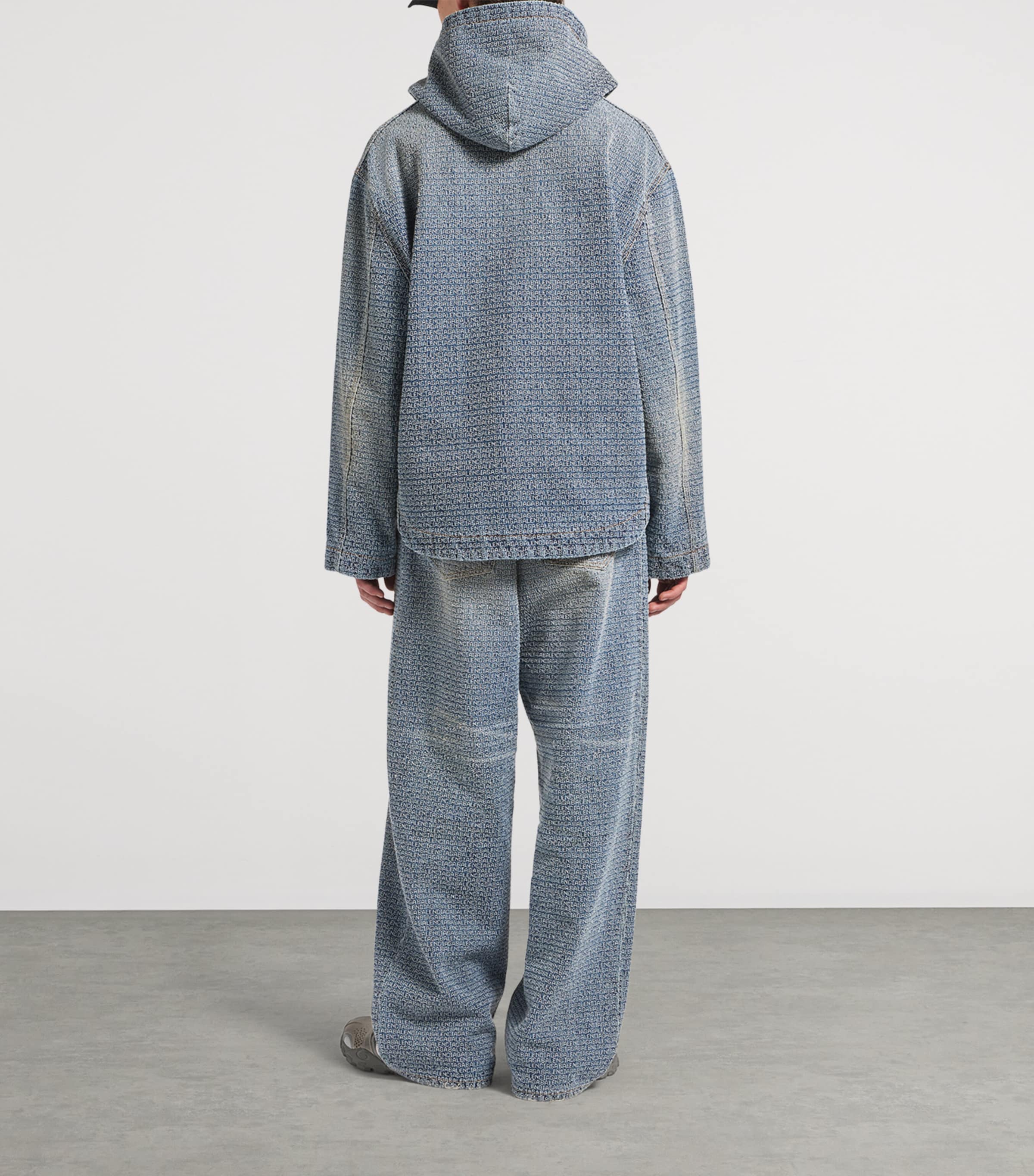Balenciaga Mens Embroidered Logo Baggy-Fit Jeans Image 3