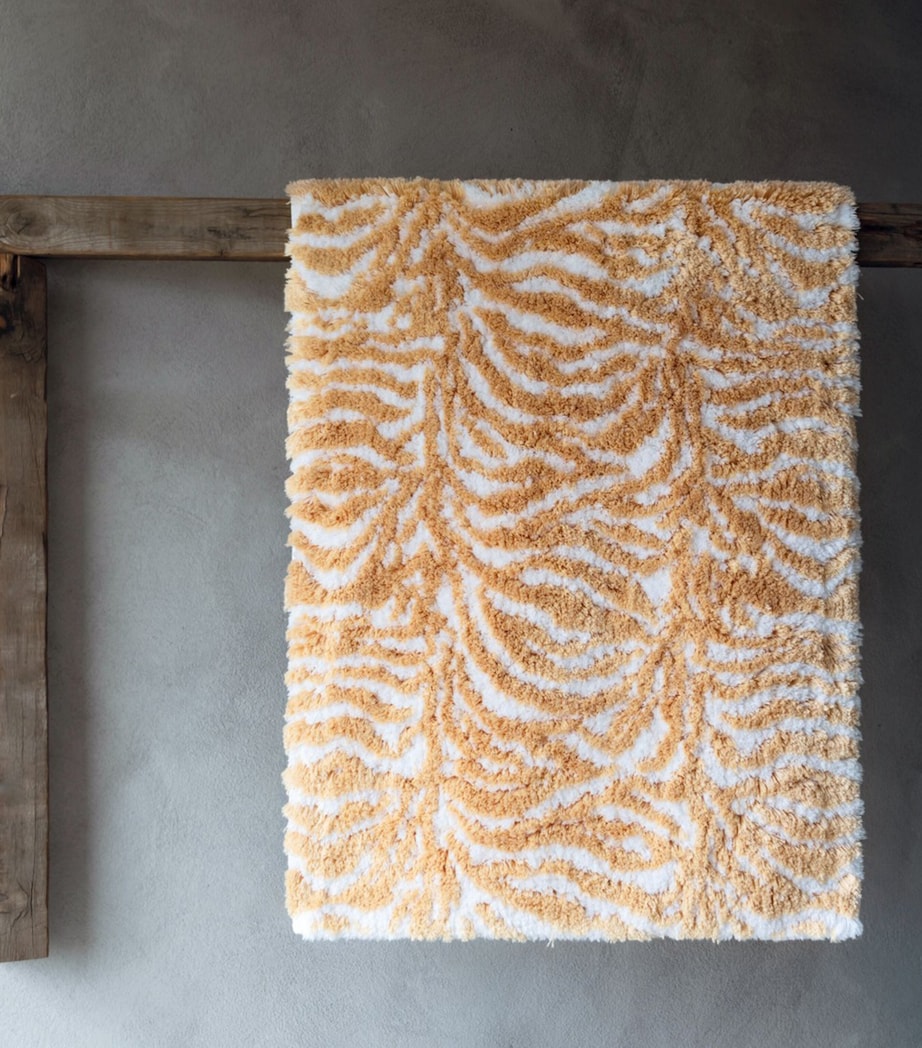 GRACCIOZA Palm Bath Mat (70cm x 120cm) Image 2