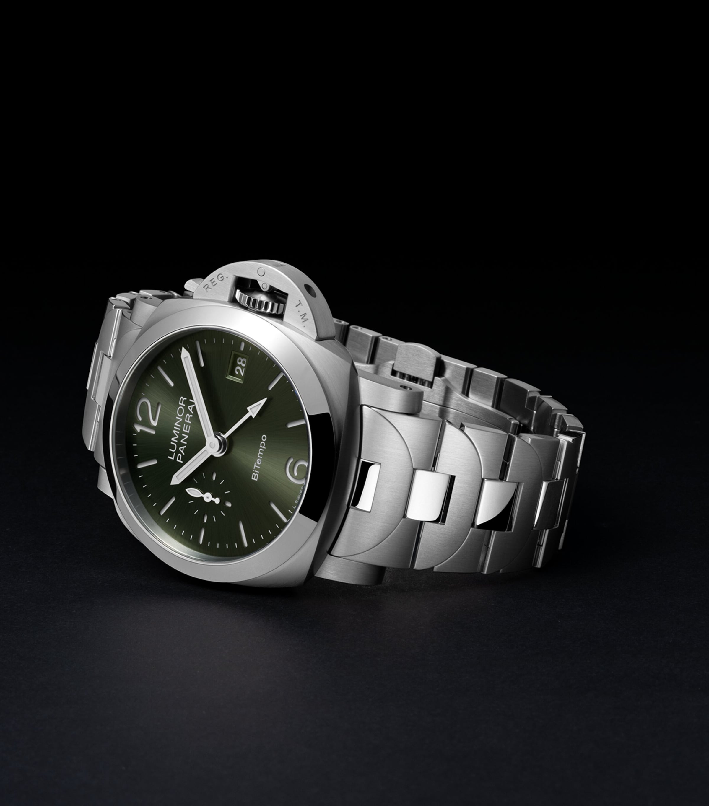 Brushed Steel Luminor Quaranta BiTempo Watch 40mm GREEN Image 3