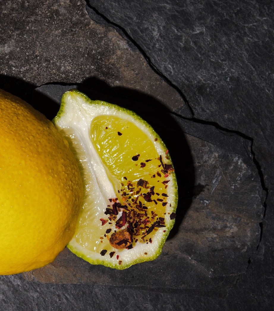 Santal Volcanique Eau de Parfum (100ml) NO COLOUR Image 7