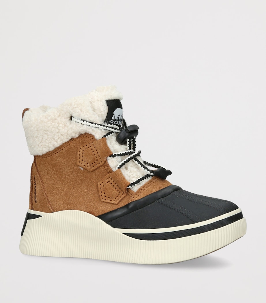 Suede Out N About IV Chills Boots BROWN/OTH Image 3