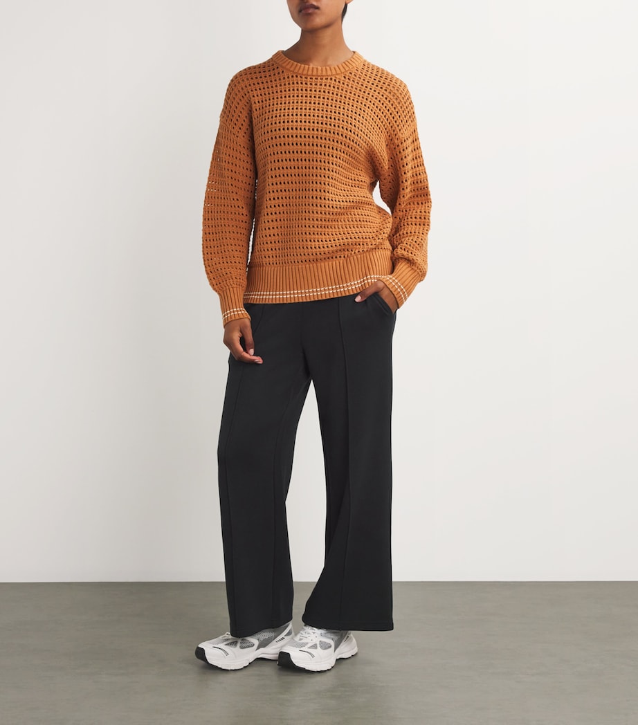 FreeSoft Wide-Leg Sweatpants BLACK Image 2