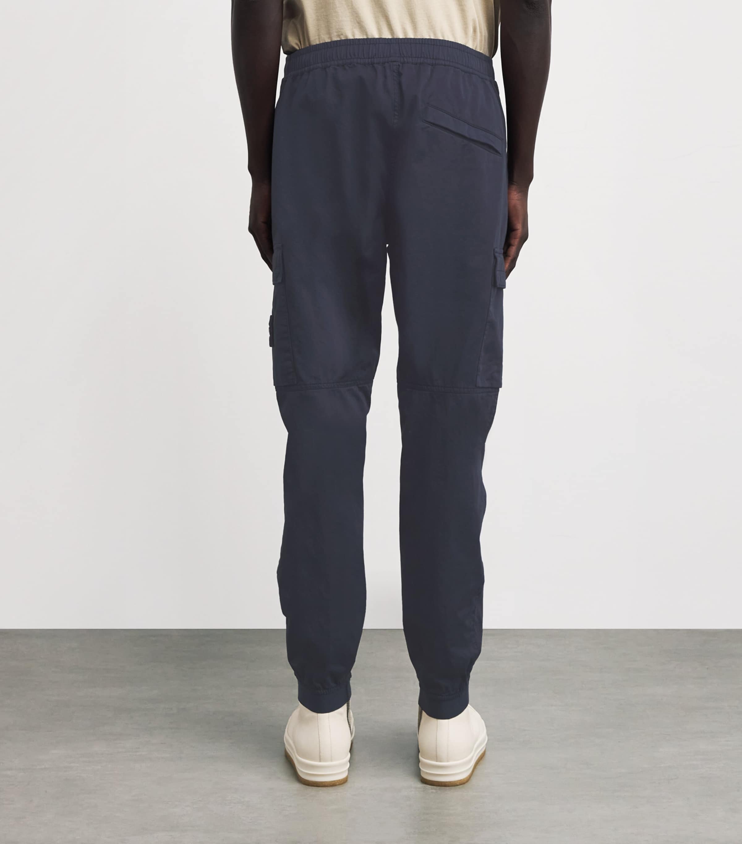 Cotton-Blend Cargo Trousers V0020 Image 4