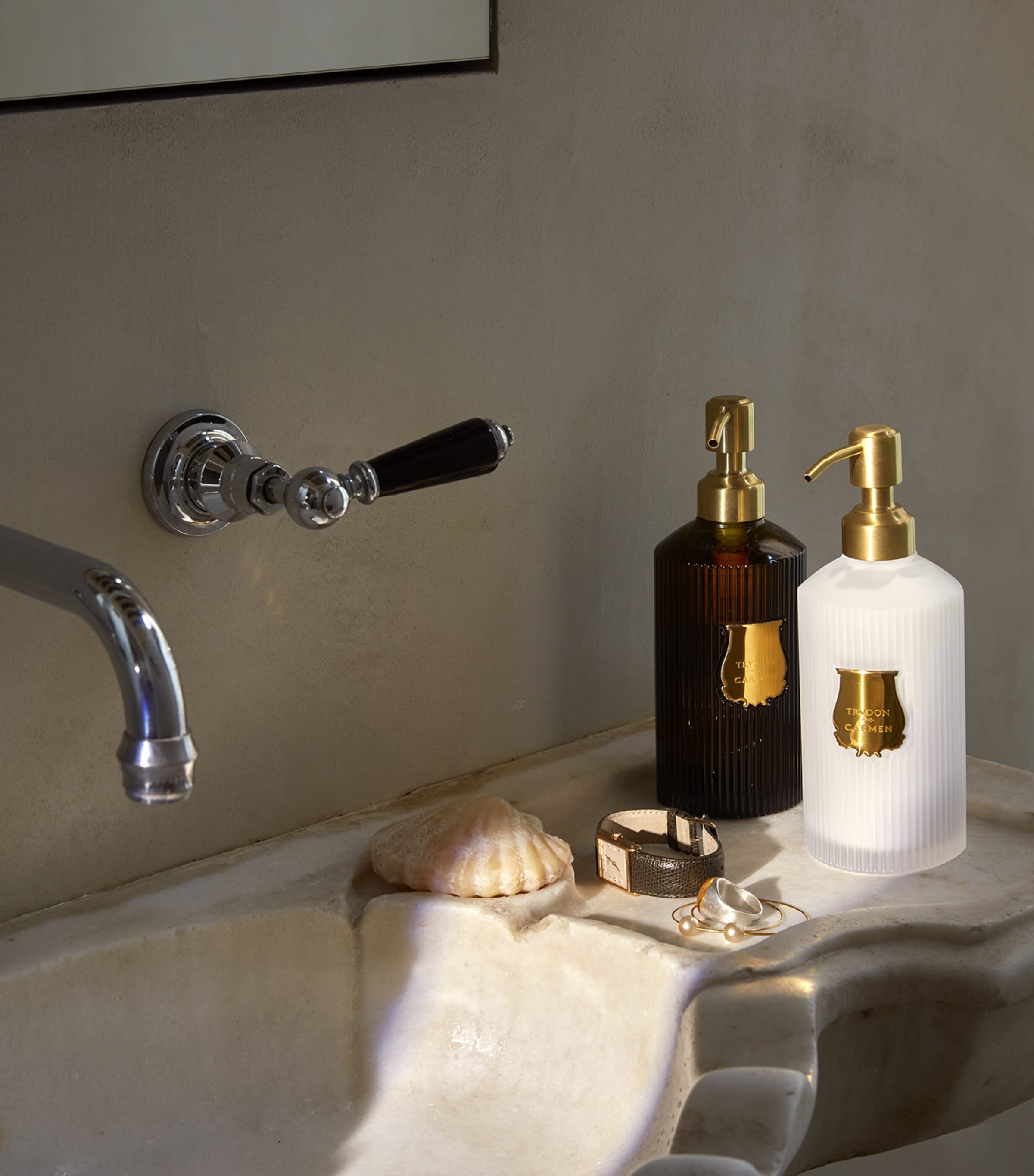 Trudon Vixi Scented Hand Lotion (350ml) White Image 2