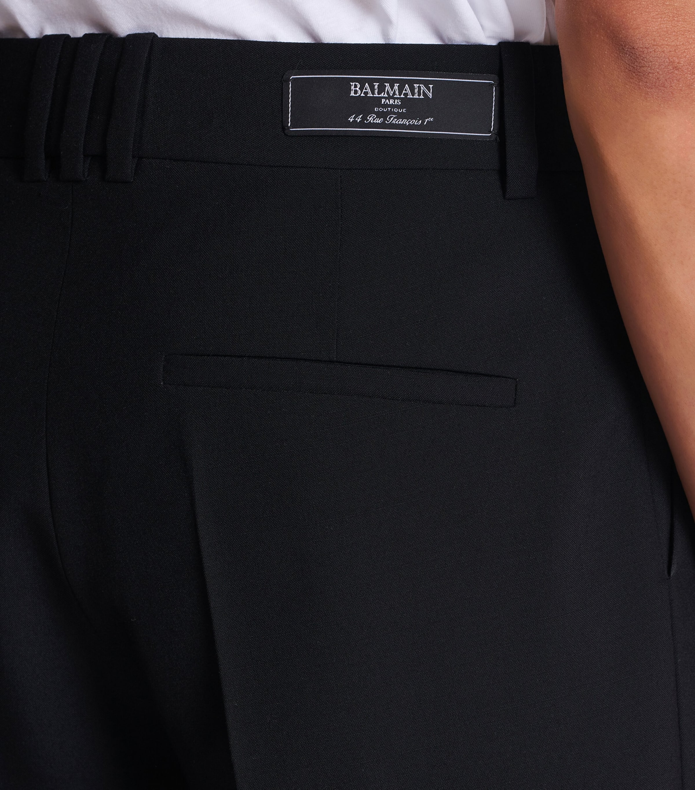 Virgin Wool Pleated Shorts 0PA NOIR Image 8