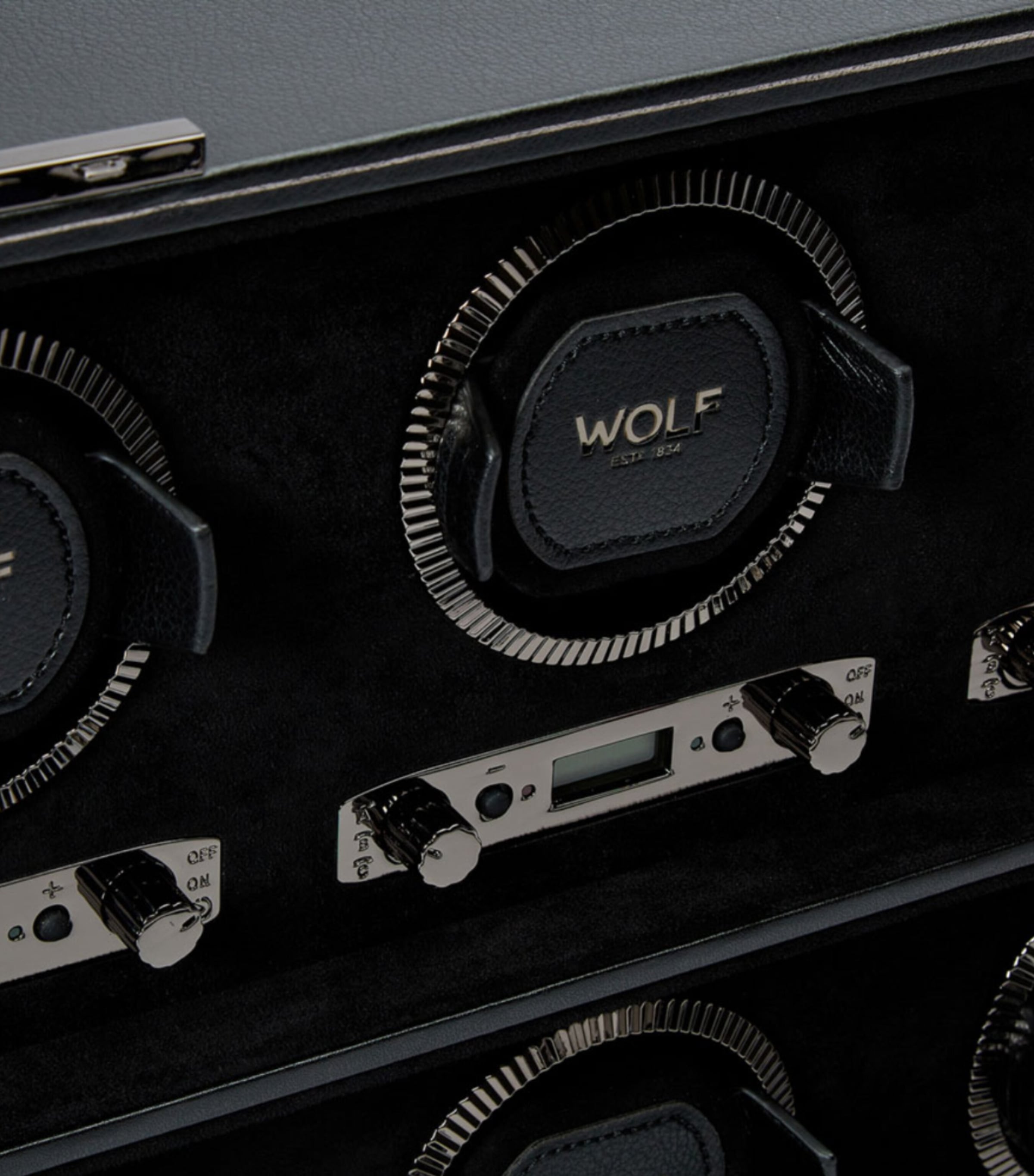 WOLF British Racing 8-Piece Watch Winder Black Image 5
