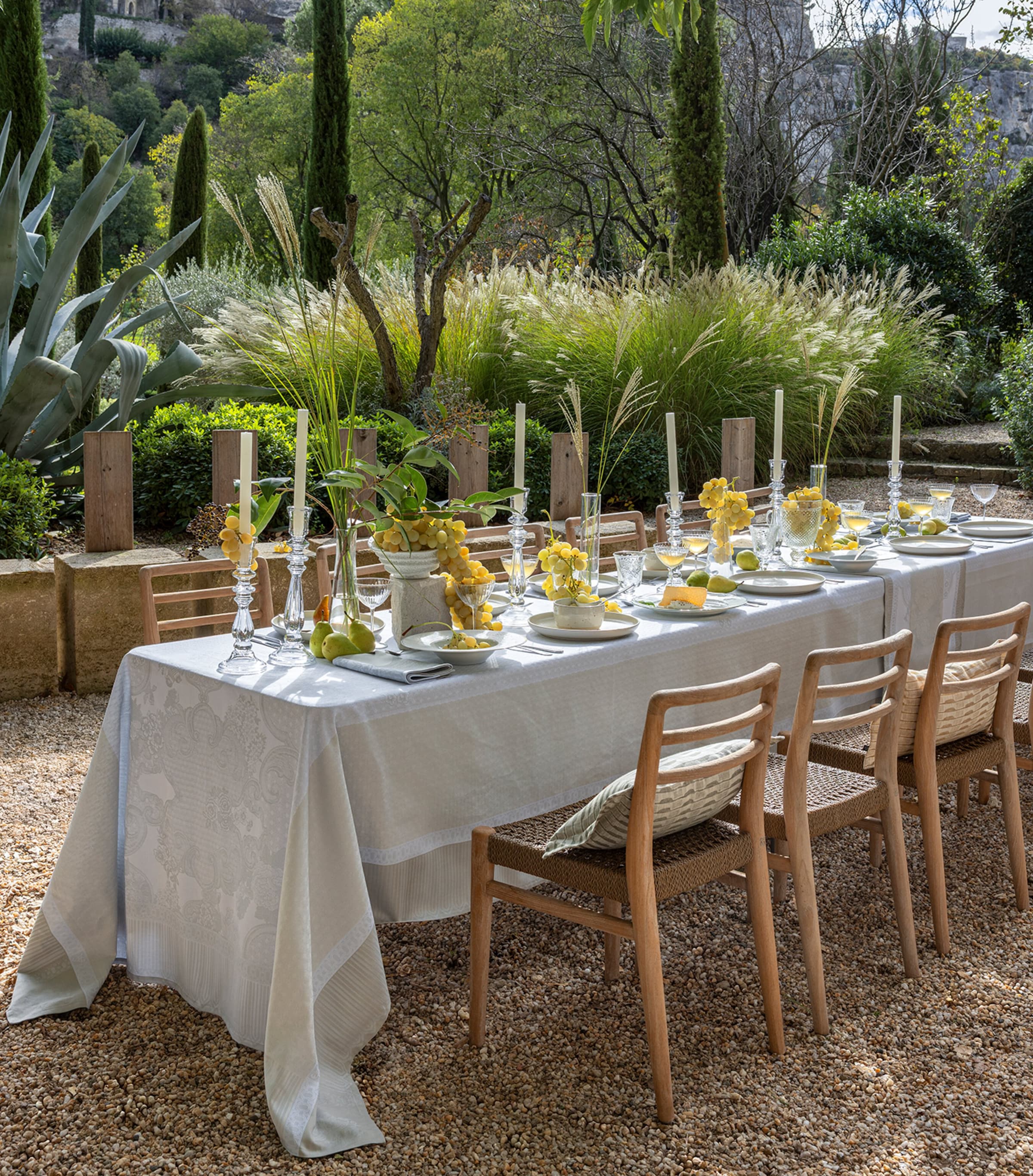 Le Jacquard Français Coated Cotton Promenade Impériale Tablecloth (175cm x 320cm) Grey Image 2