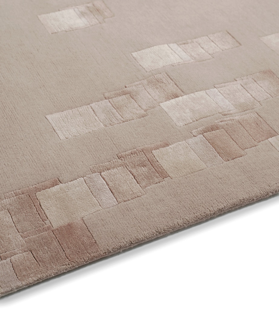 x Kelly Wearstler Runa Clay Rug (2.74m x 1.83m) BROWN Image 3