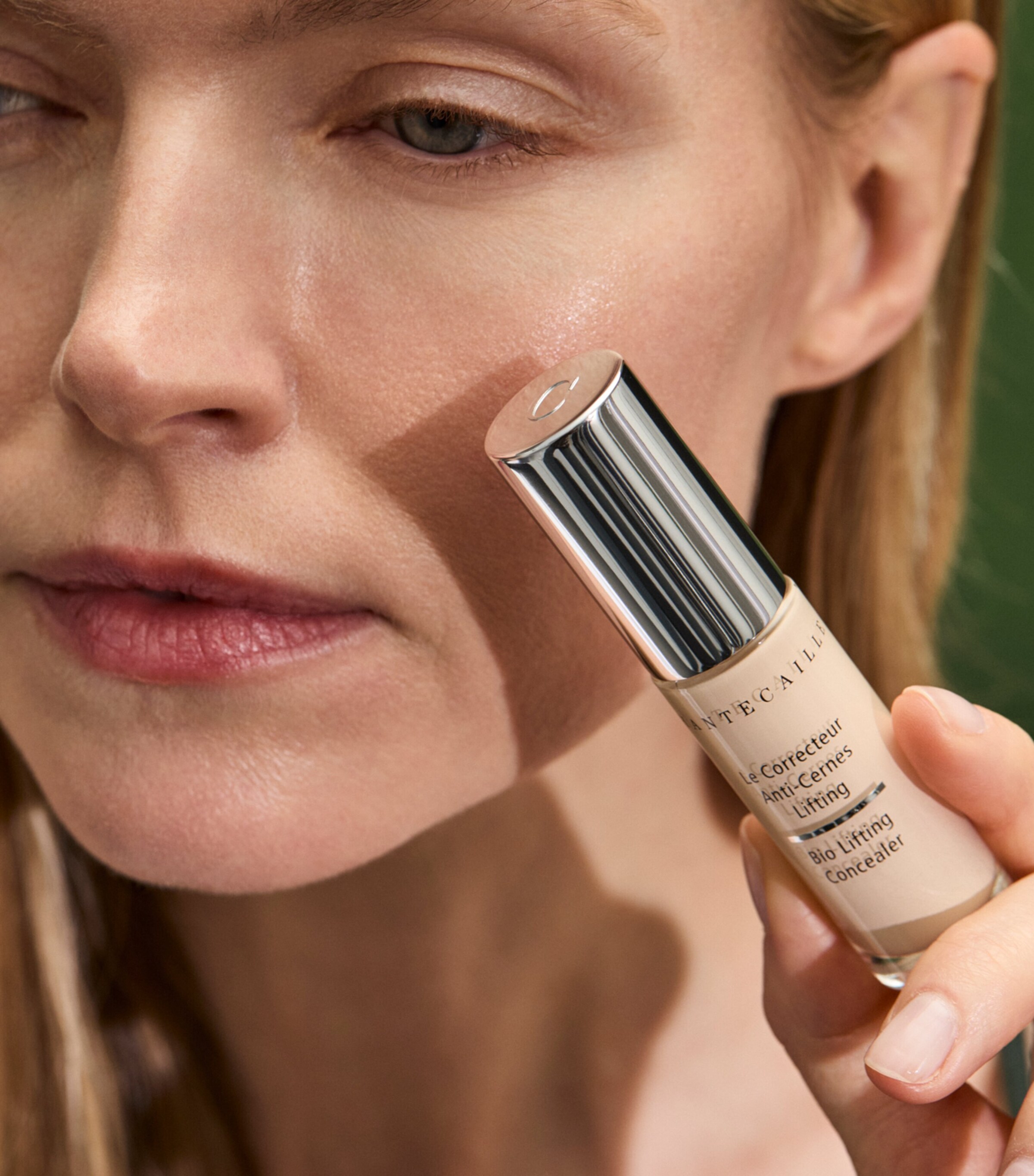 Chantecaille Bio Lifting Concealer Chai Image 9