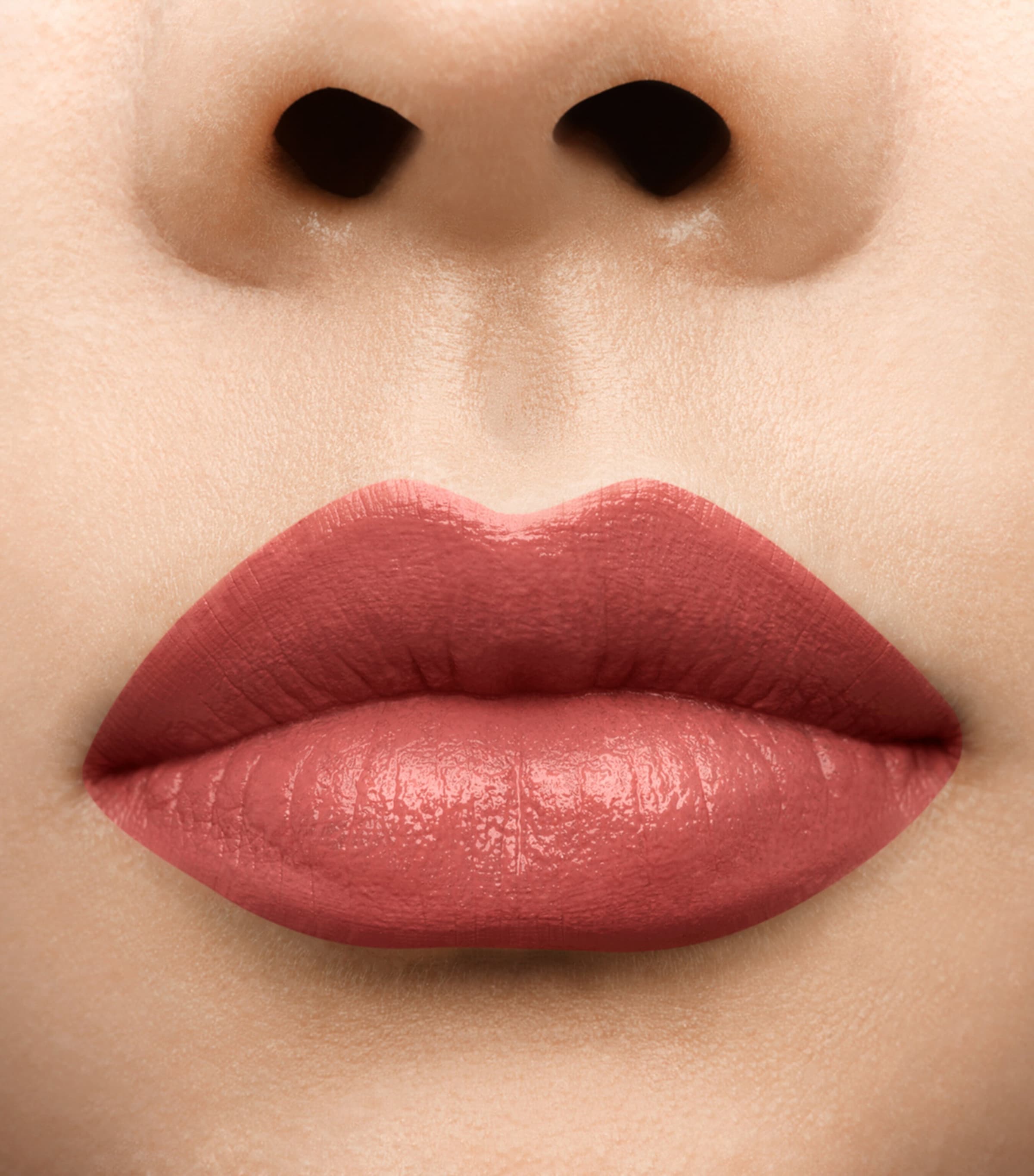 Christian Louboutin Rouge Louboutin Silky Satin Lipstick Bobo Blush Image 3
