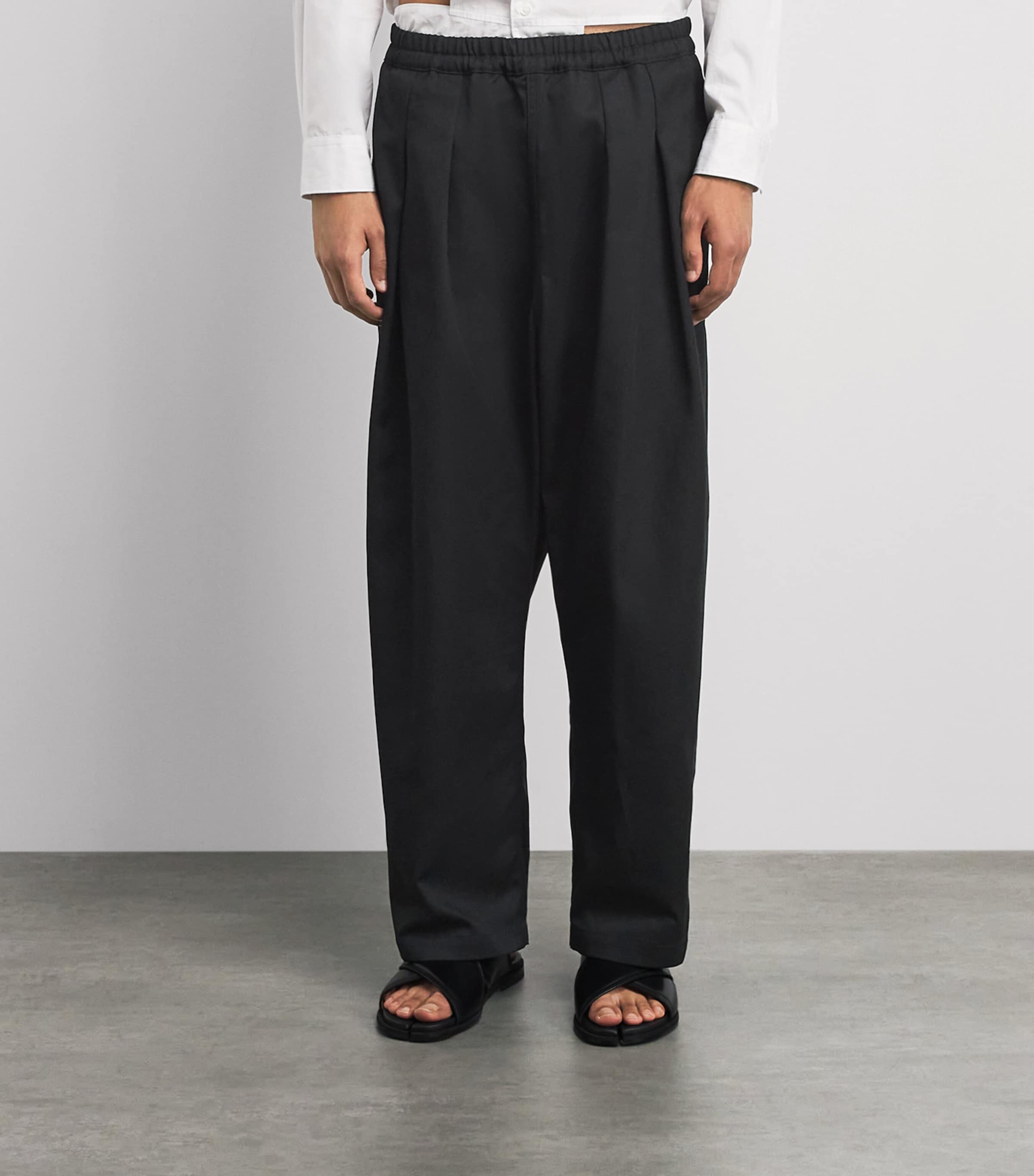 Maison Margiela Mens Drop-Rise Wide-Leg Trousers Black Image 4