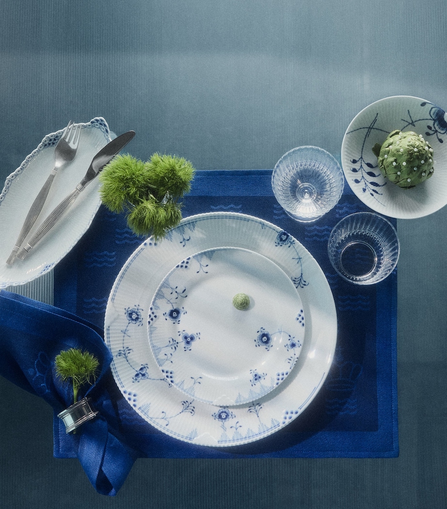 Jacquard Waves Placemat (45cm x 35cm) BLUE Image 2