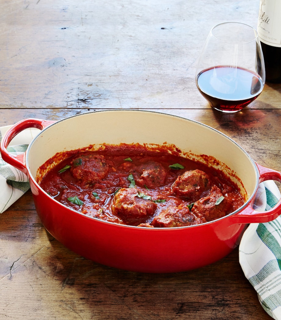 Cast Iron Oval Casserole Dish (29cm) CERISE Image 4